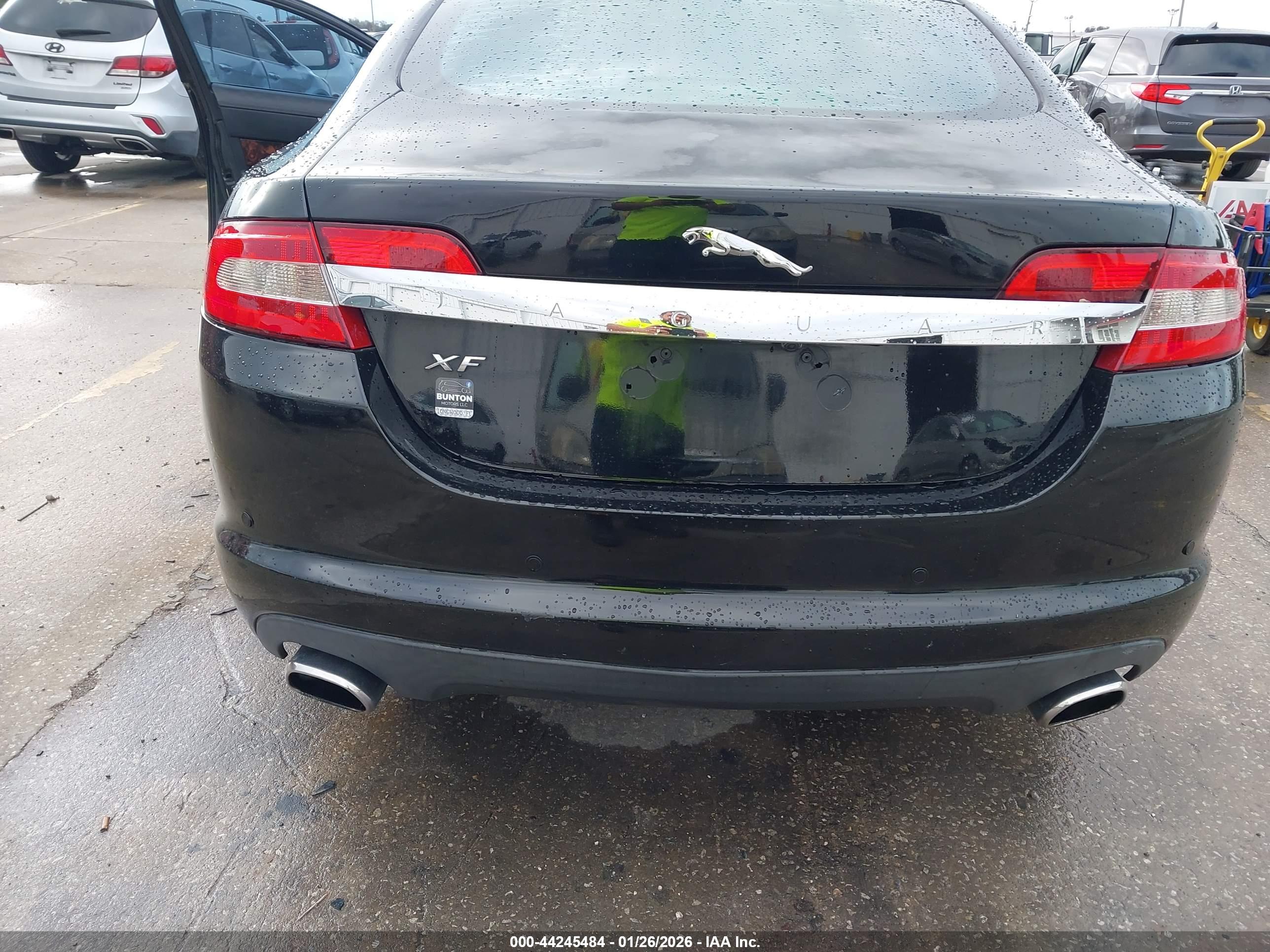 JAGUAR XF image 6