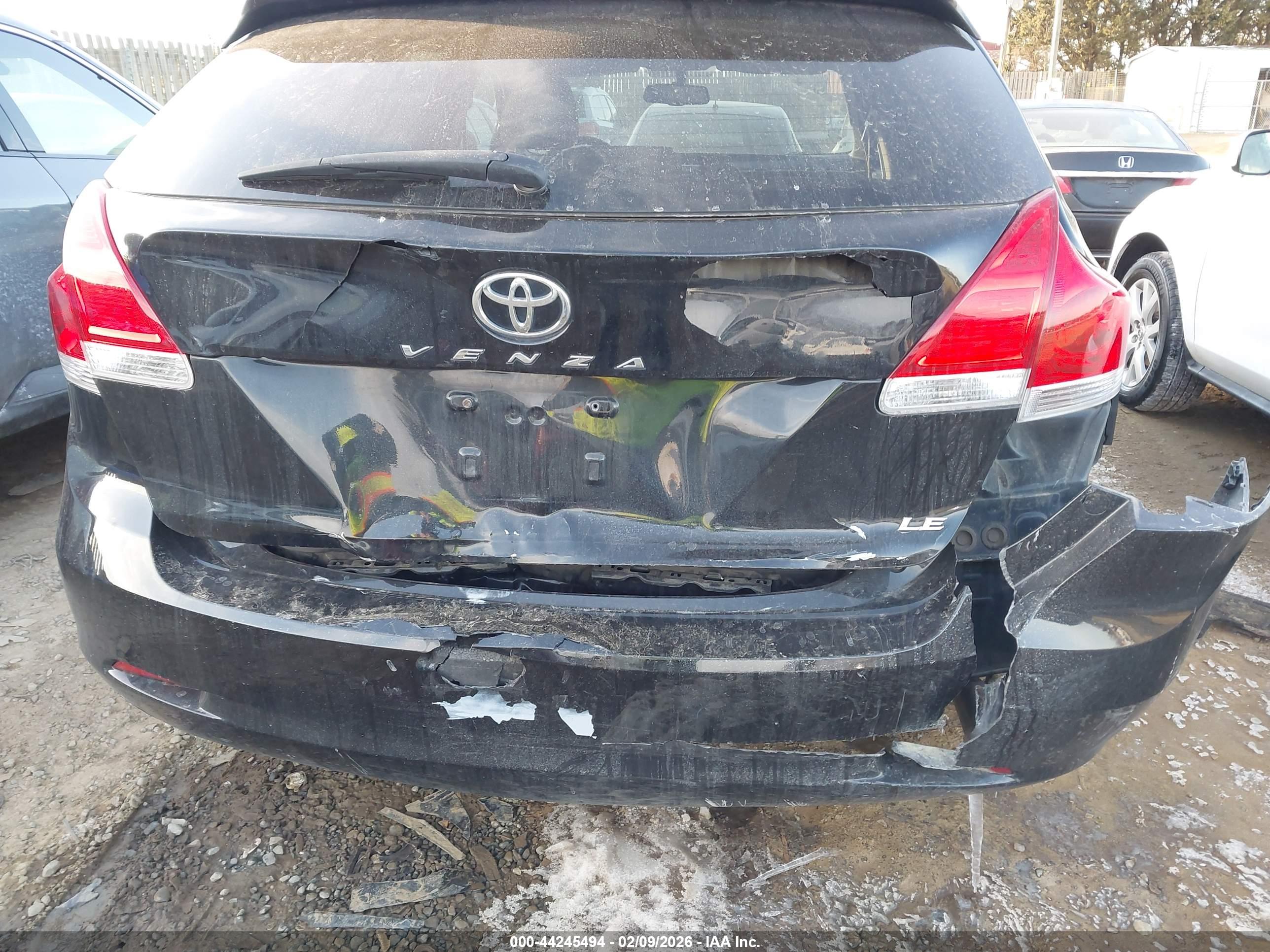TOYOTA VENZA image 6