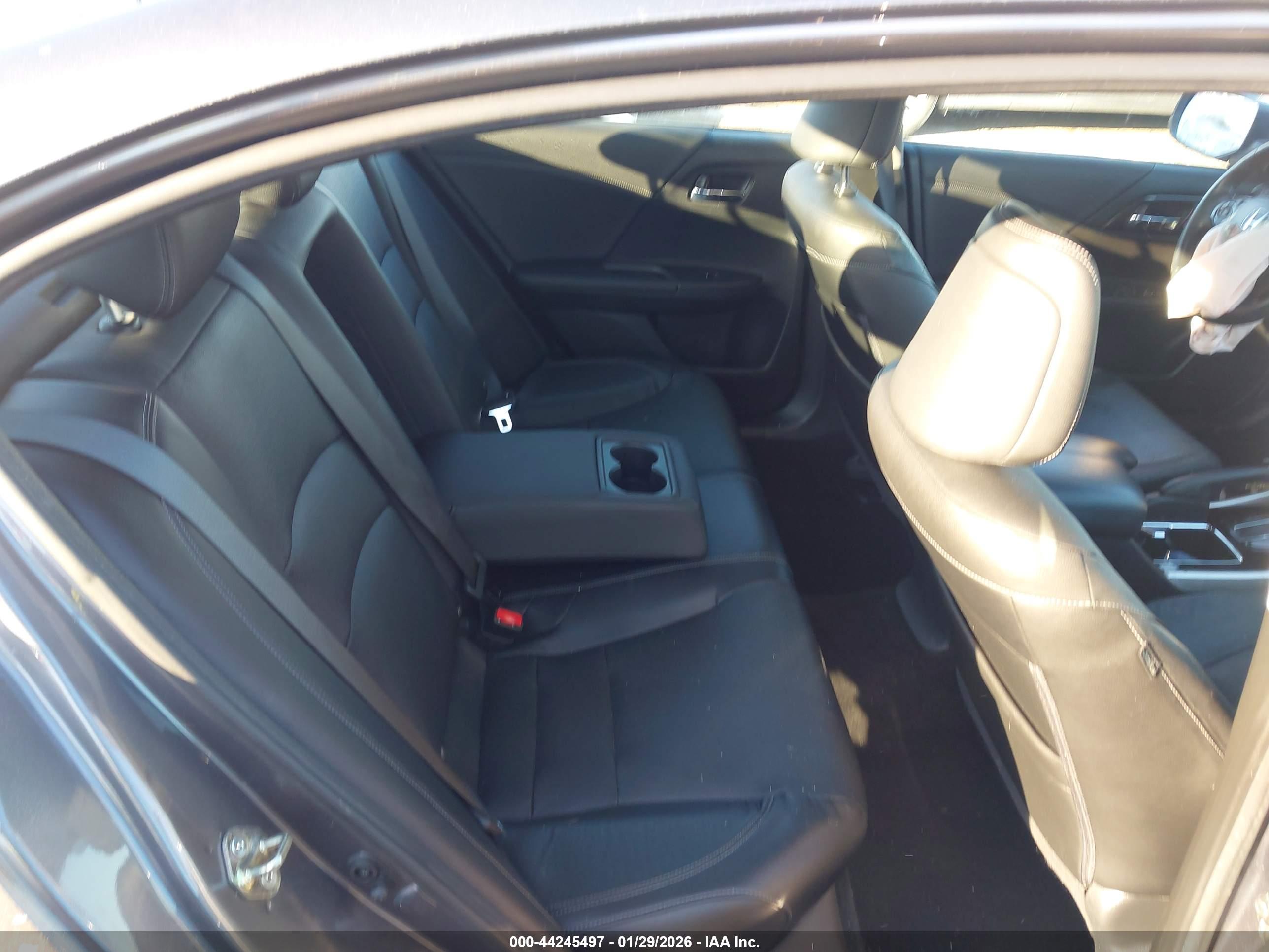 HONDA ACCORD image 8