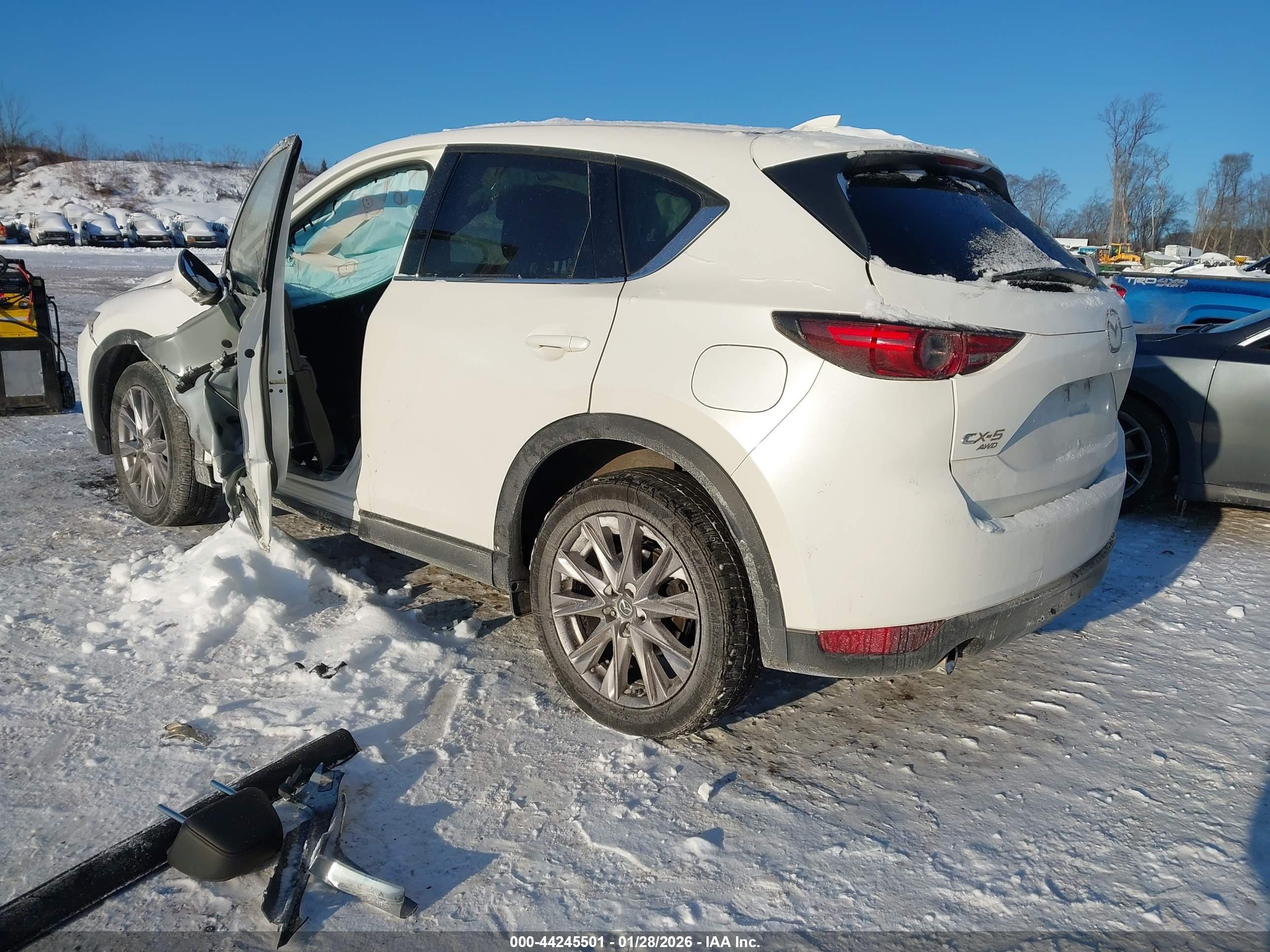 MAZDA CX-5 image 3