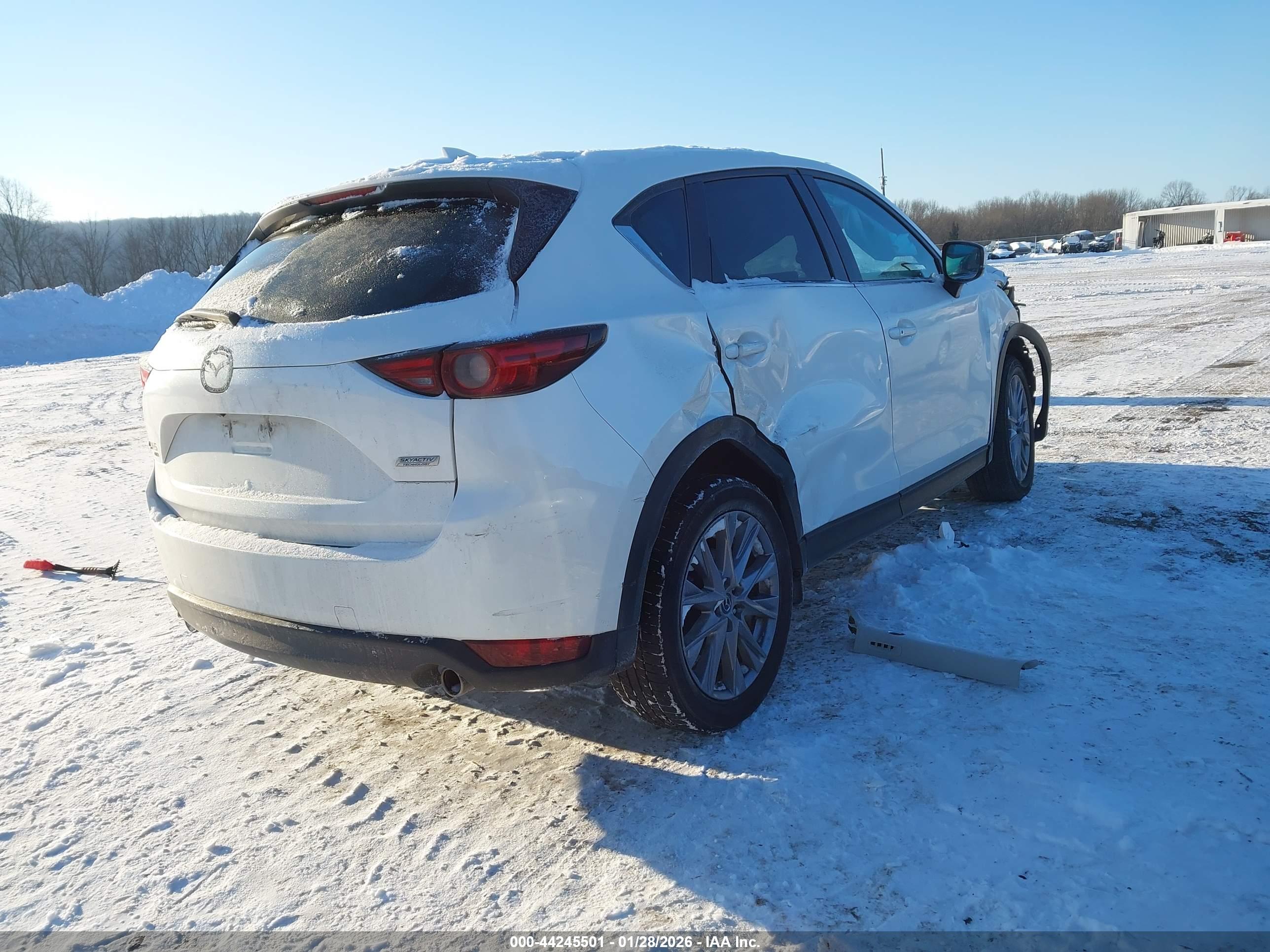 MAZDA CX-5 image 4
