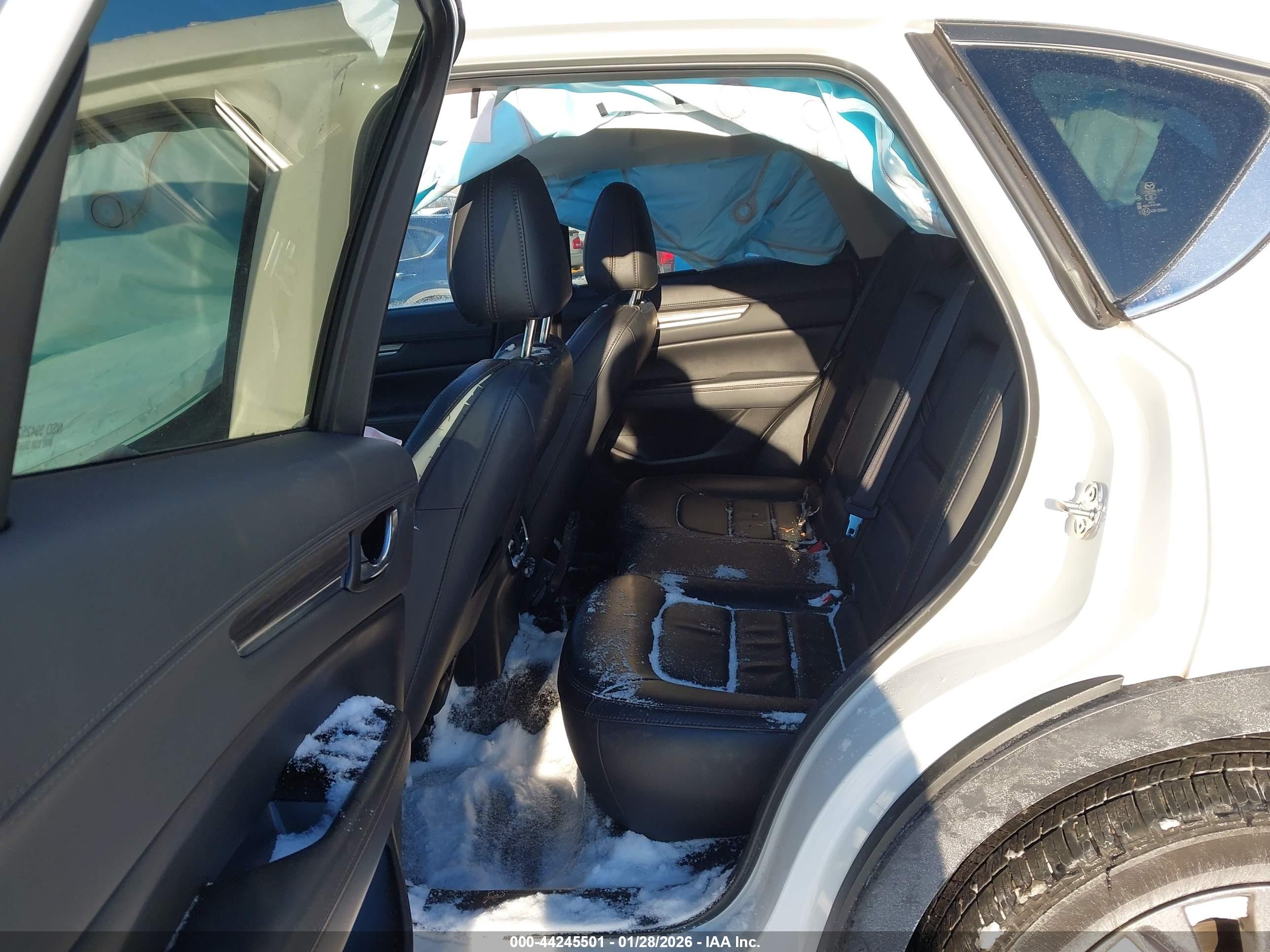 MAZDA CX-5 image 8