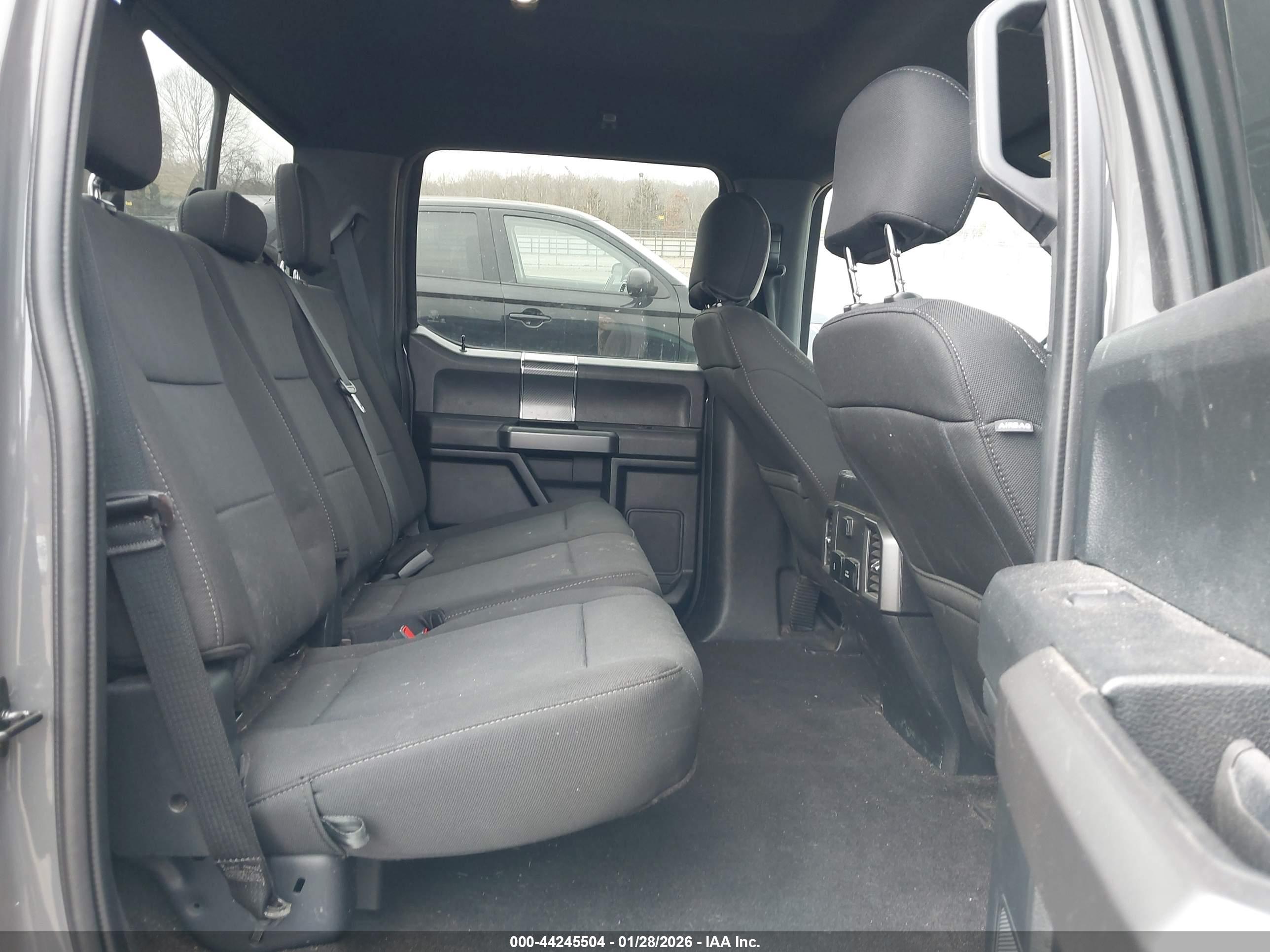 FORD F-150 image 8