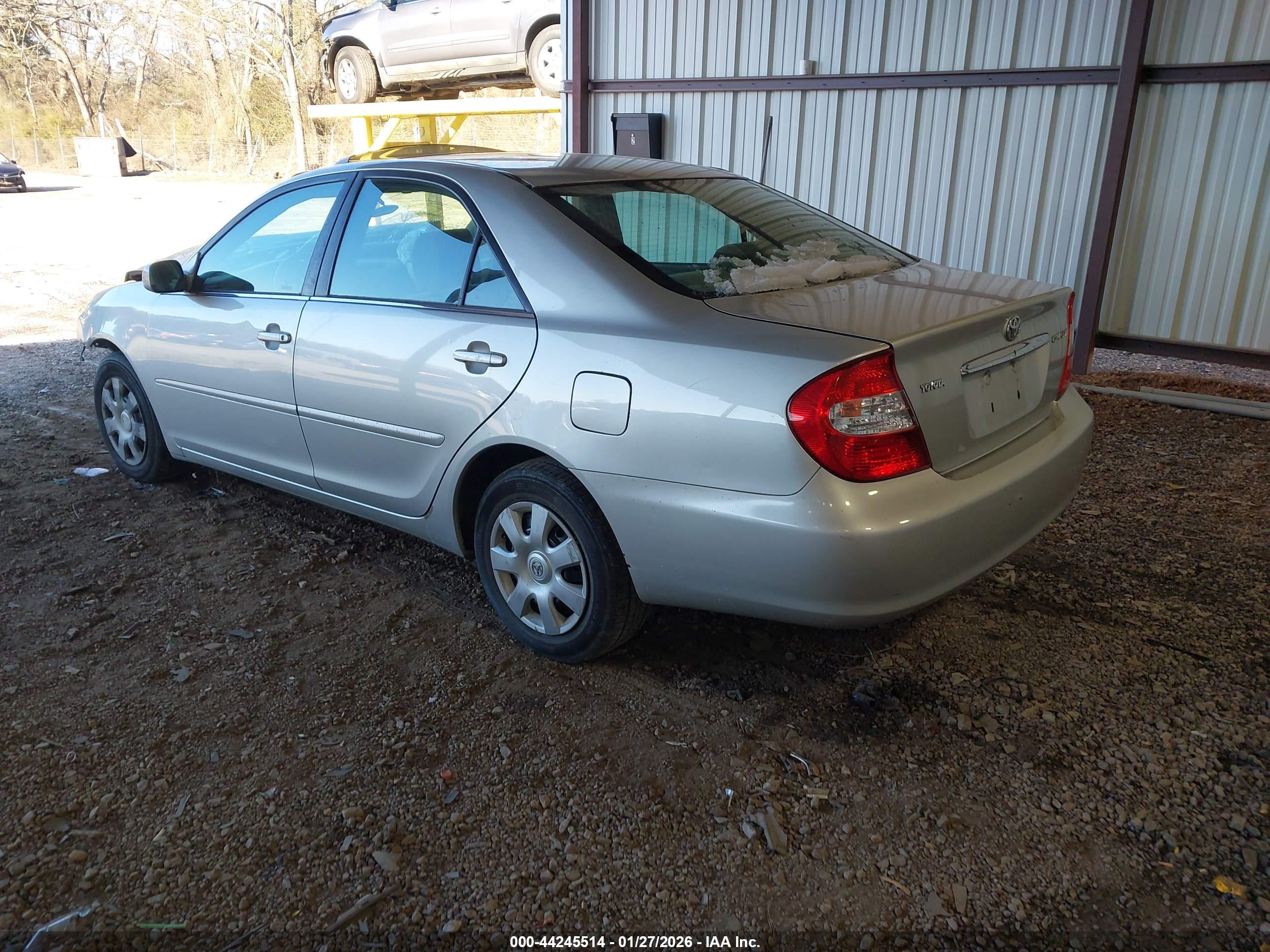 TOYOTA CAMRY image 3