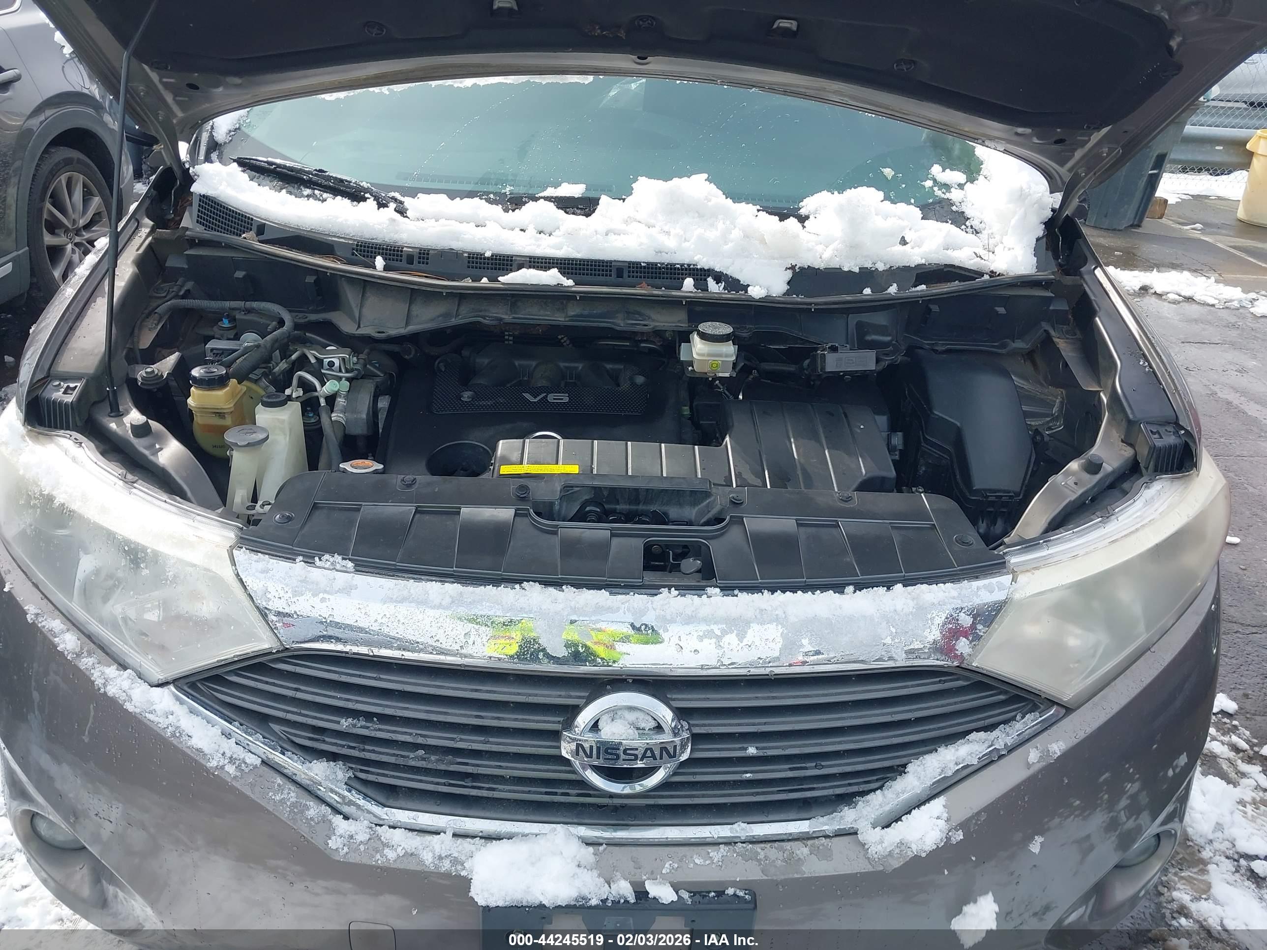 NISSAN QUEST image 10