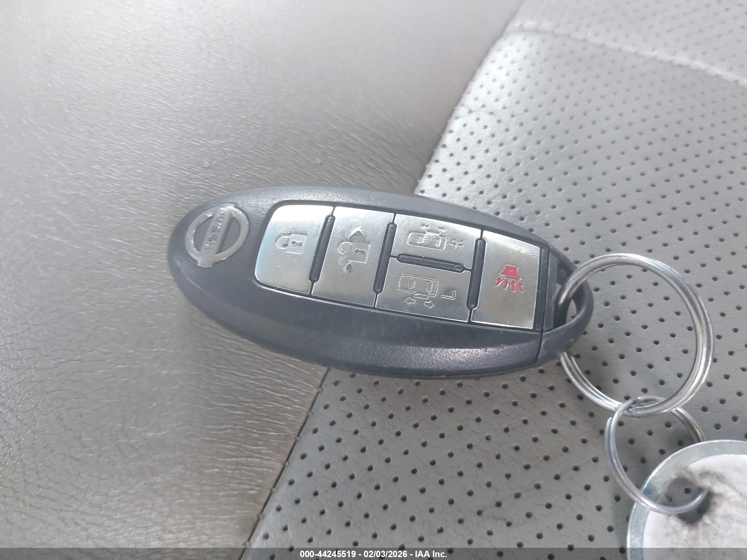 NISSAN QUEST image 11