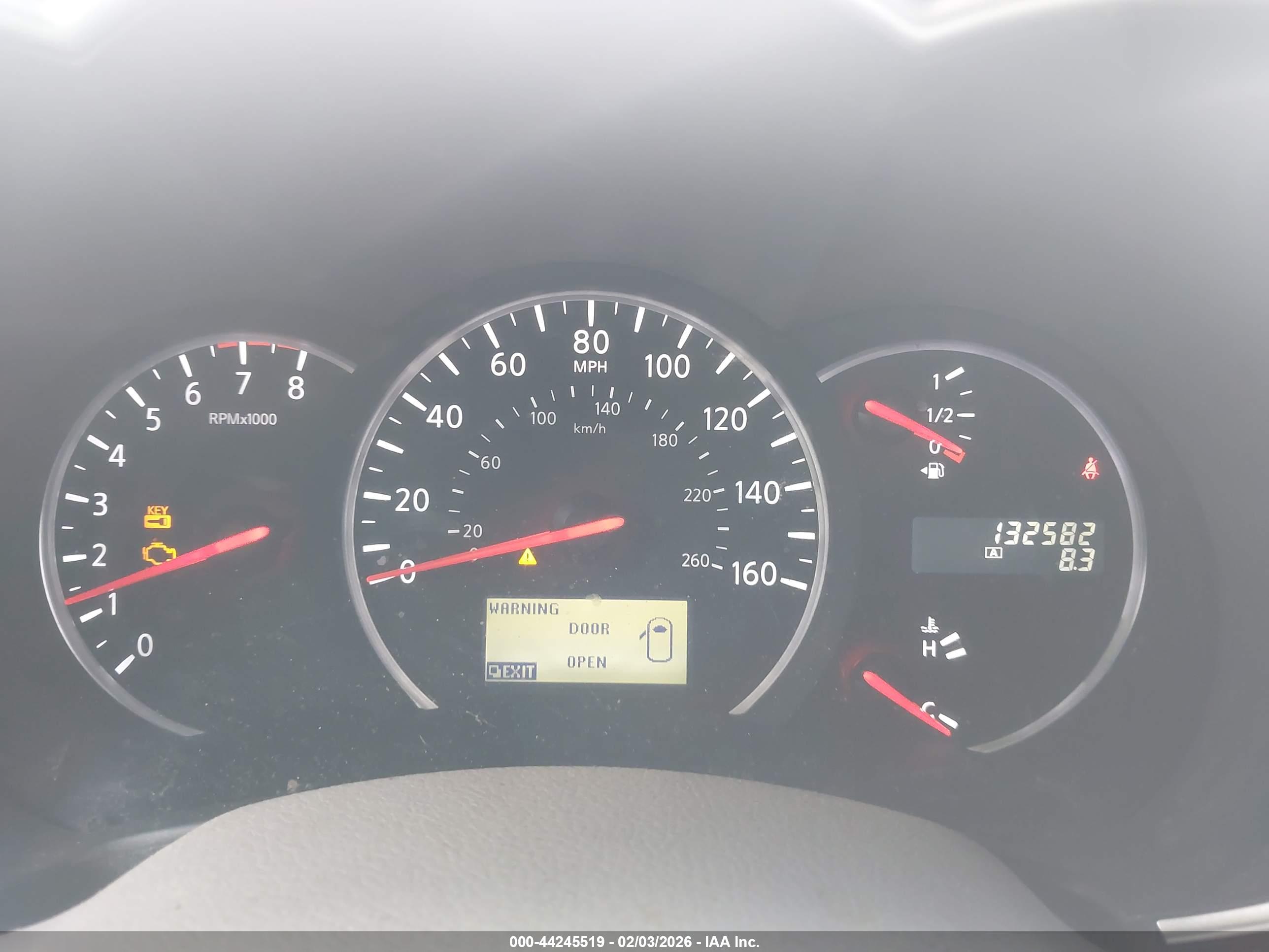 NISSAN QUEST image 7