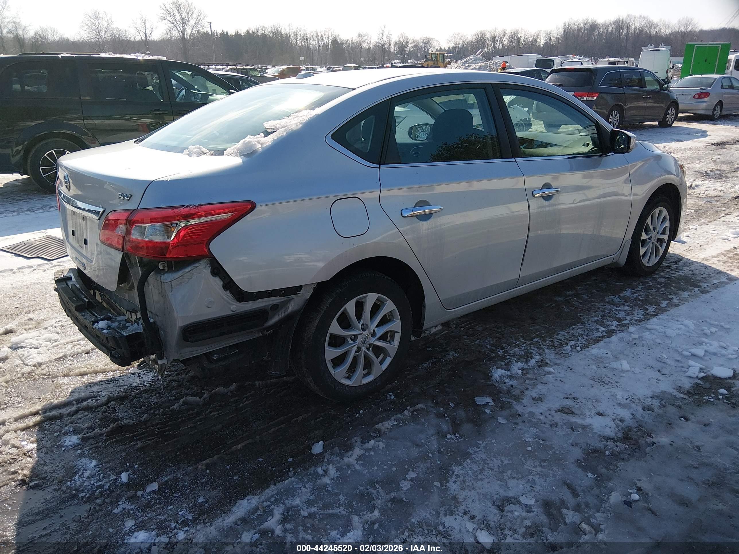 NISSAN SENTRA image 4