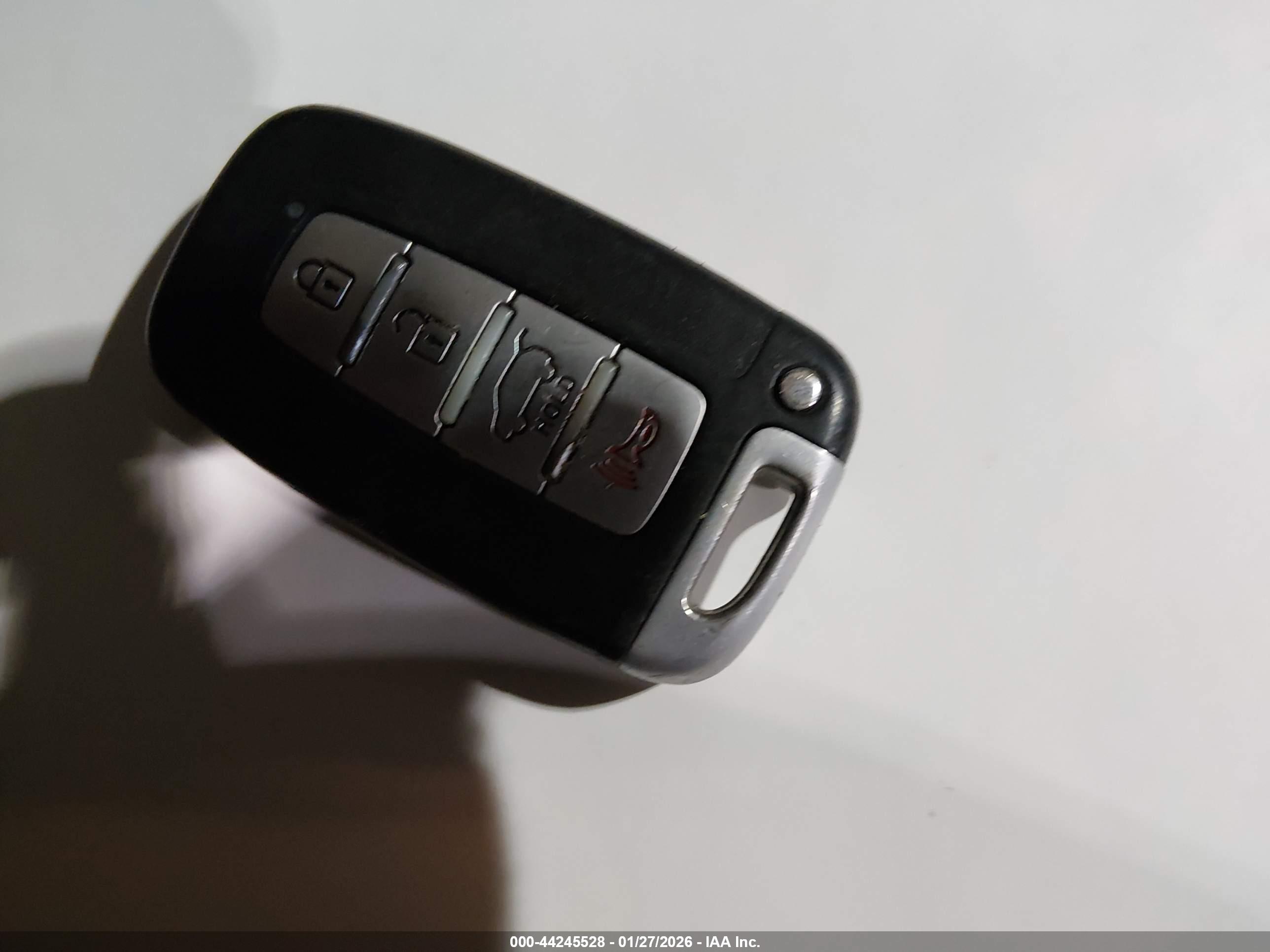 KIA SORENTO image 11