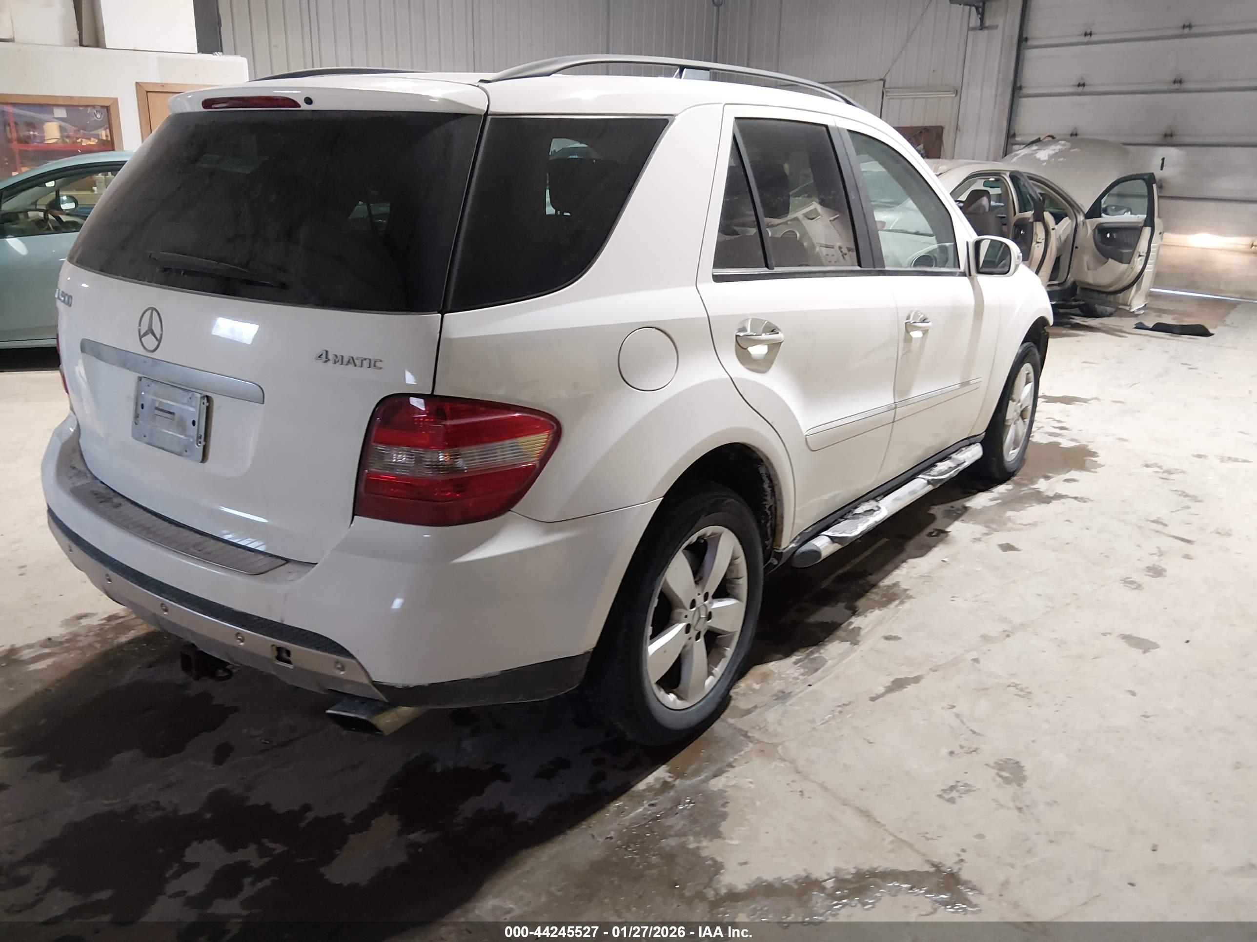 MERCEDES-BENZ ML image 4