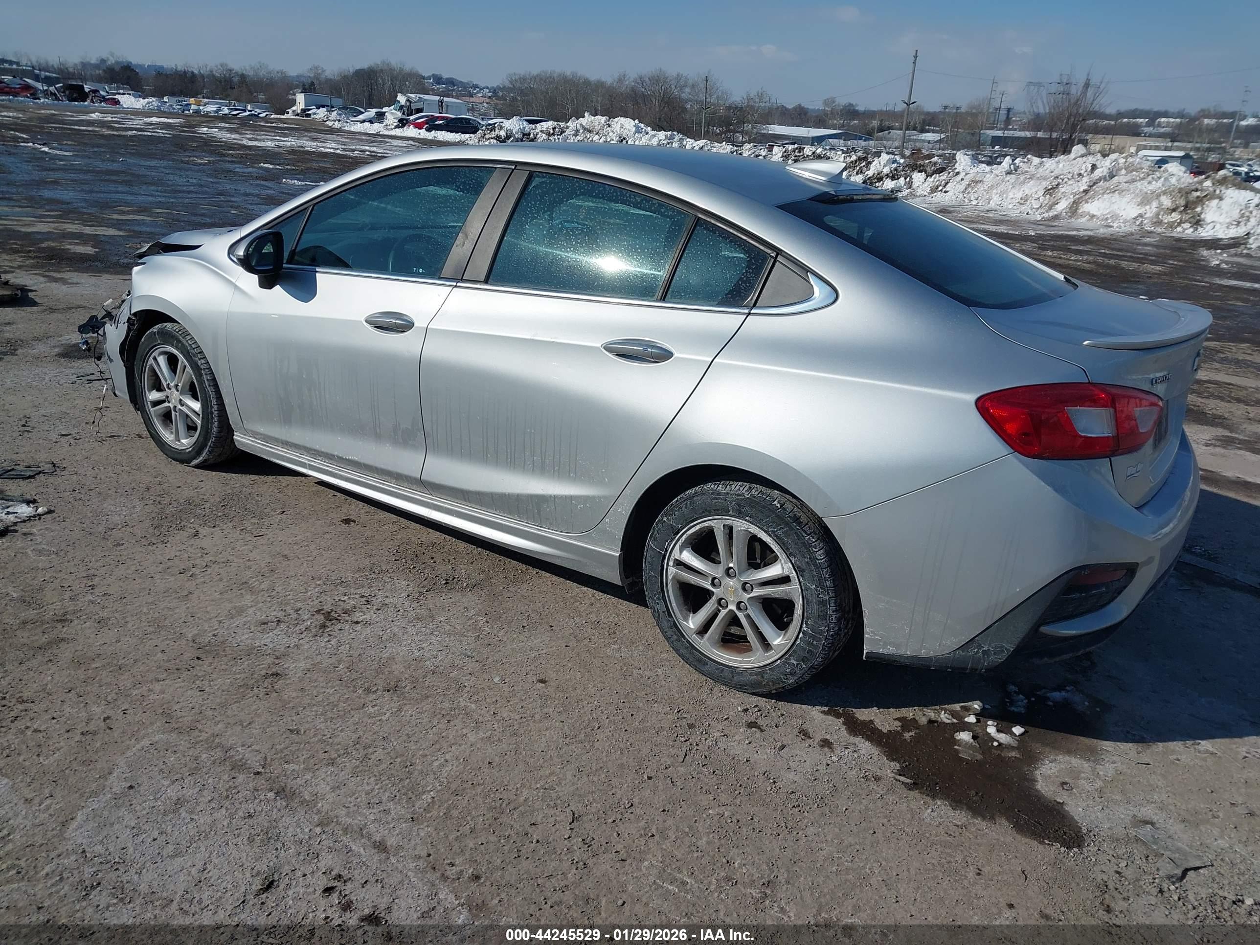 CHEVROLET CRUZE image 3