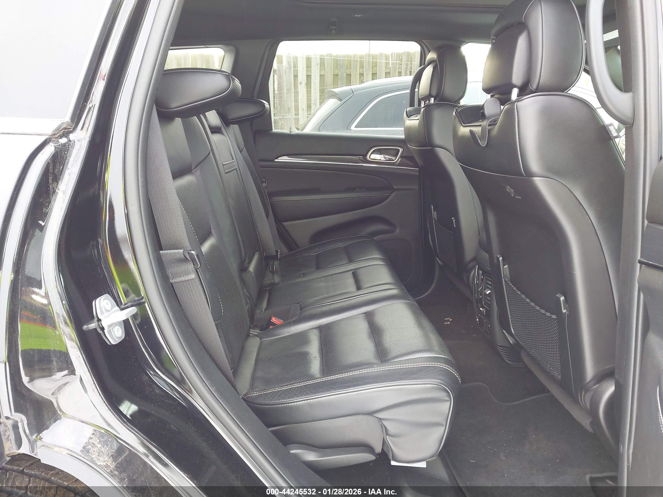 JEEP GRAND image 8