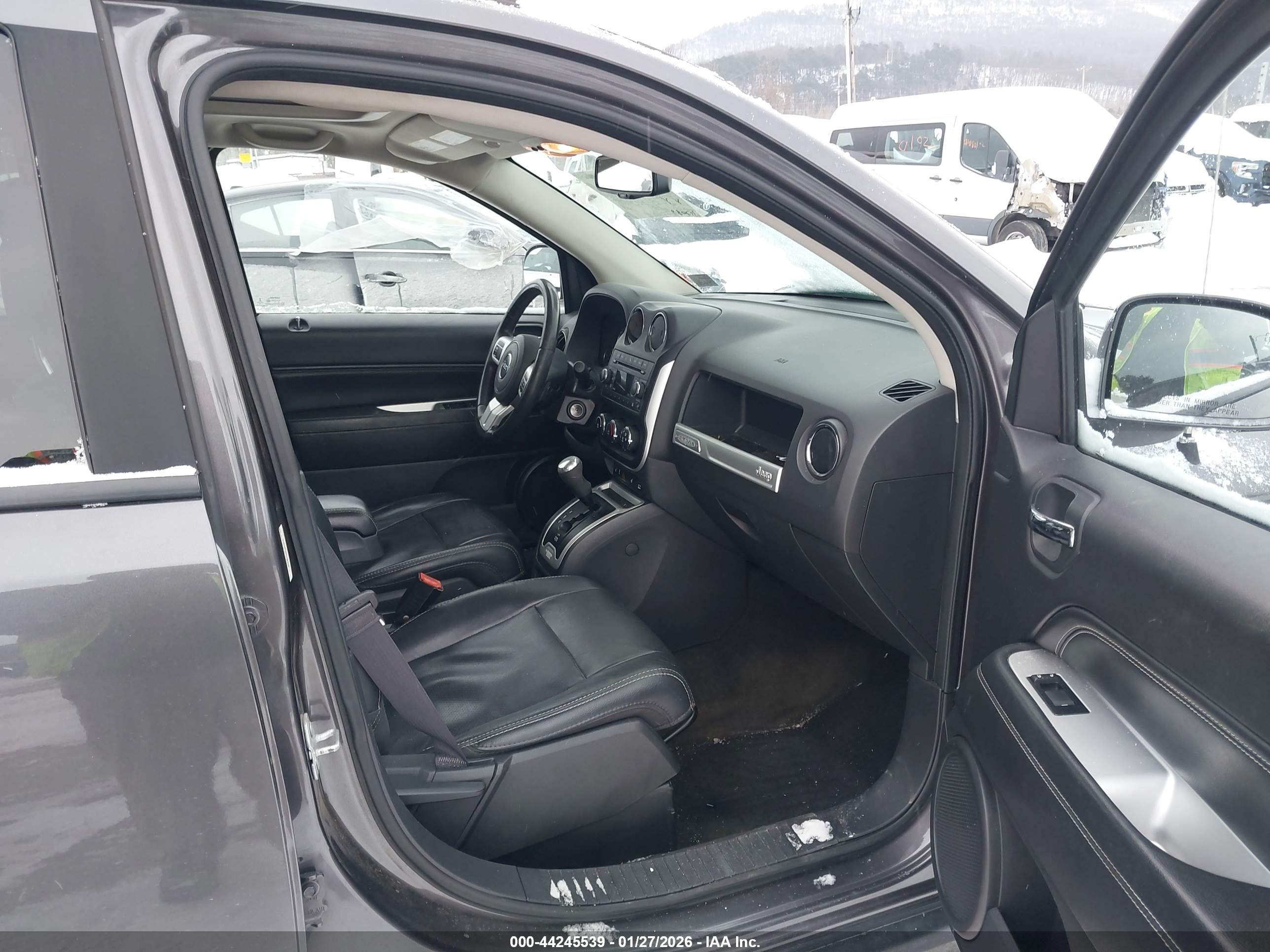 JEEP COMPASS image 5