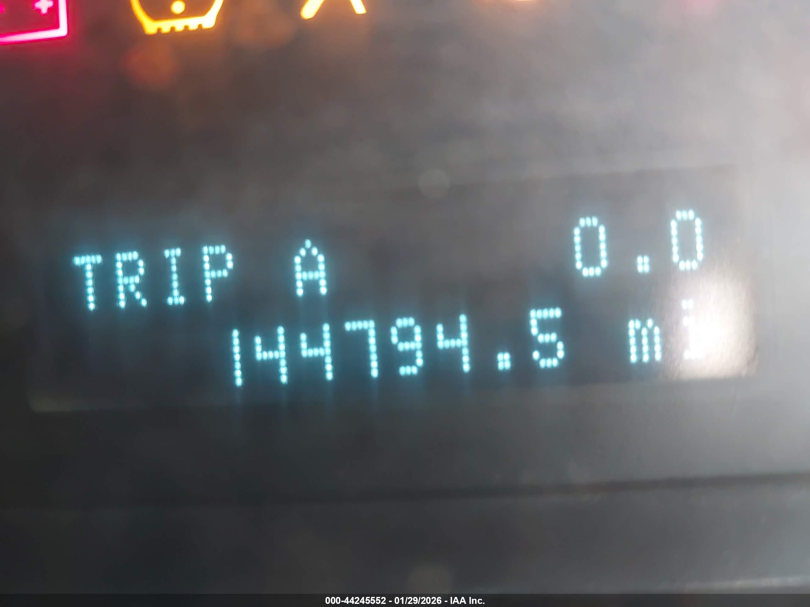 FORD ESCAPE image 7