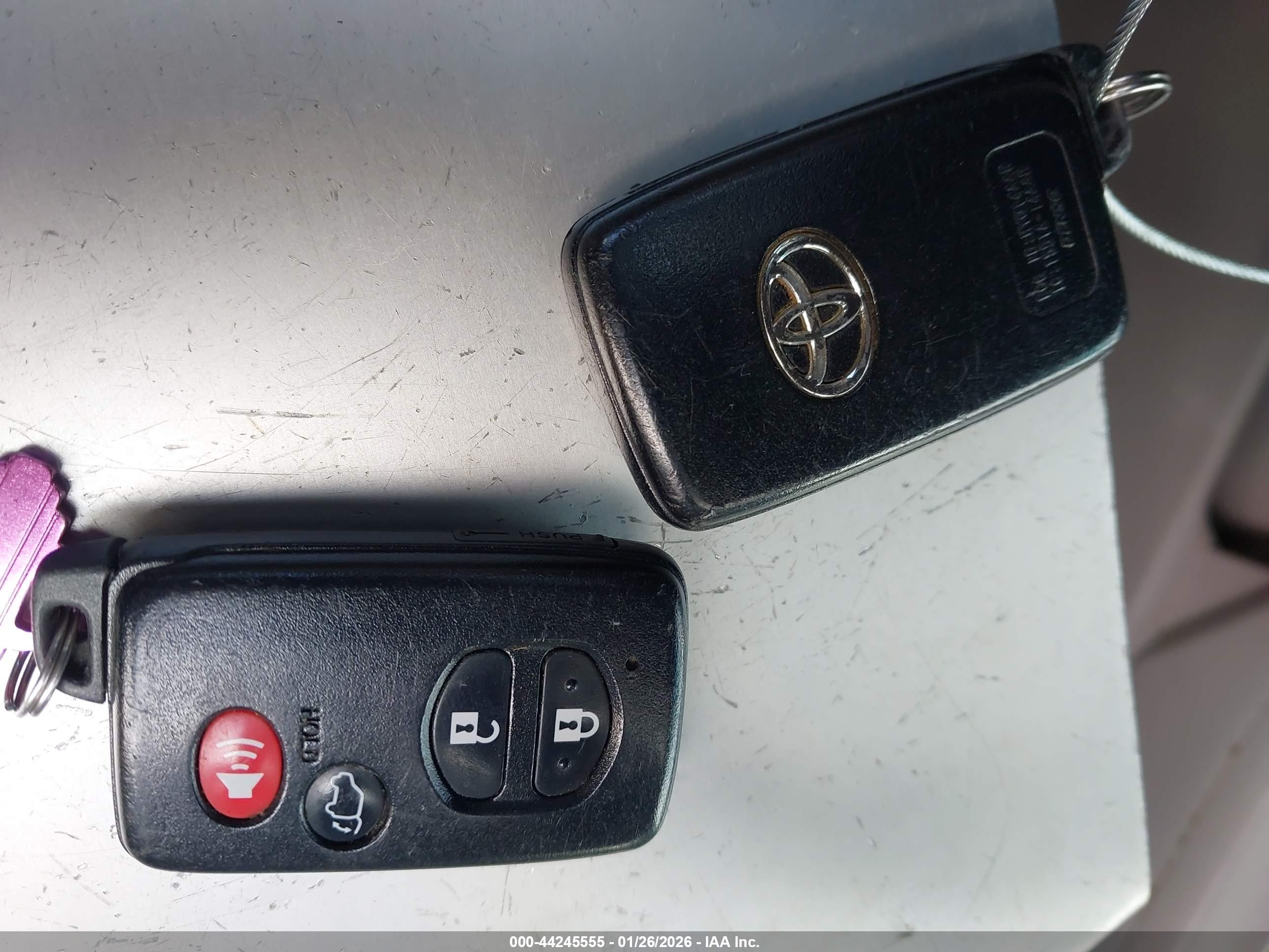 TOYOTA HIGHLANDER image 11