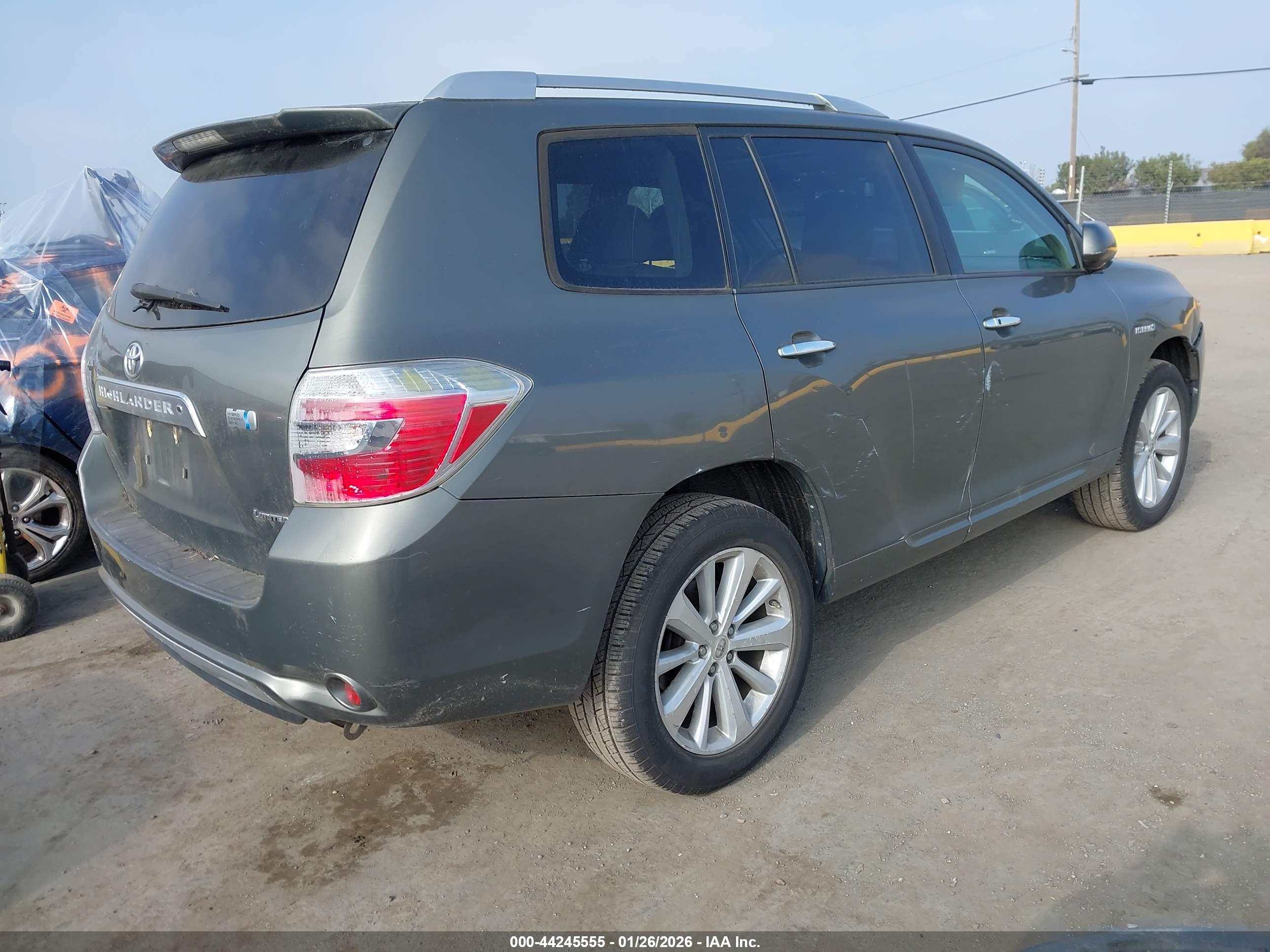 TOYOTA HIGHLANDER image 4
