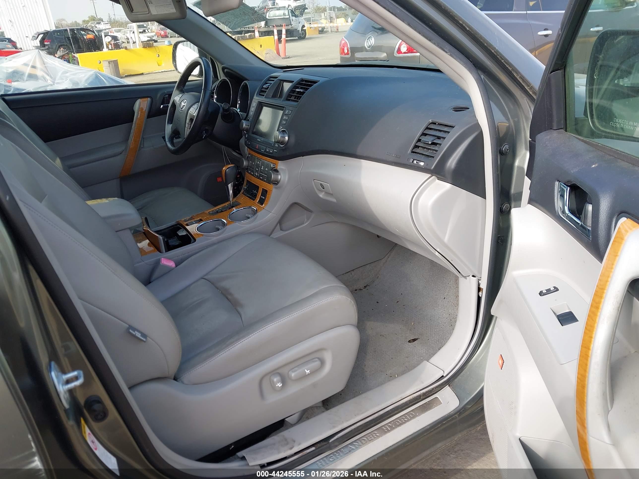 TOYOTA HIGHLANDER image 5