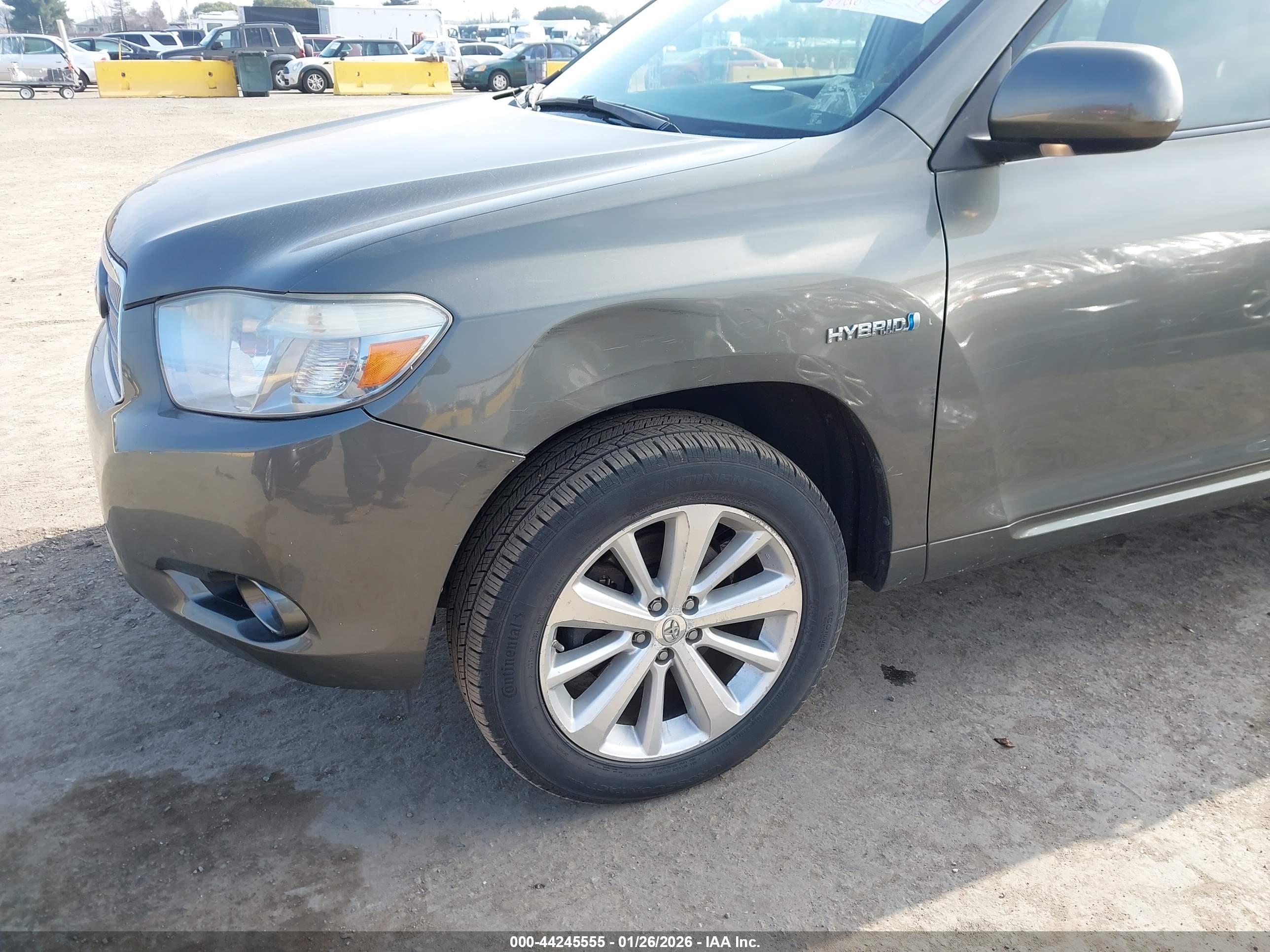 TOYOTA HIGHLANDER image 6