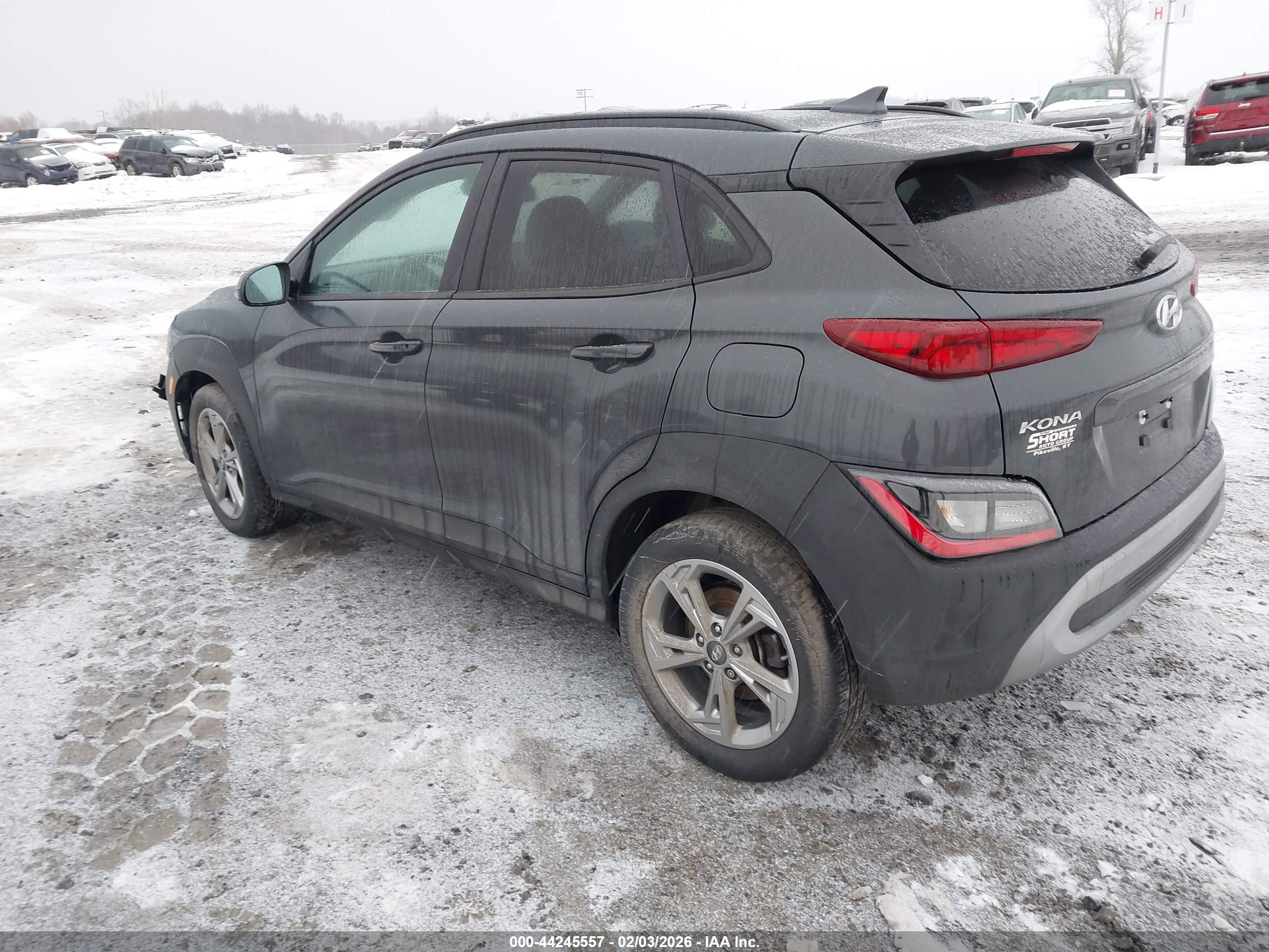 HYUNDAI KONA image 3