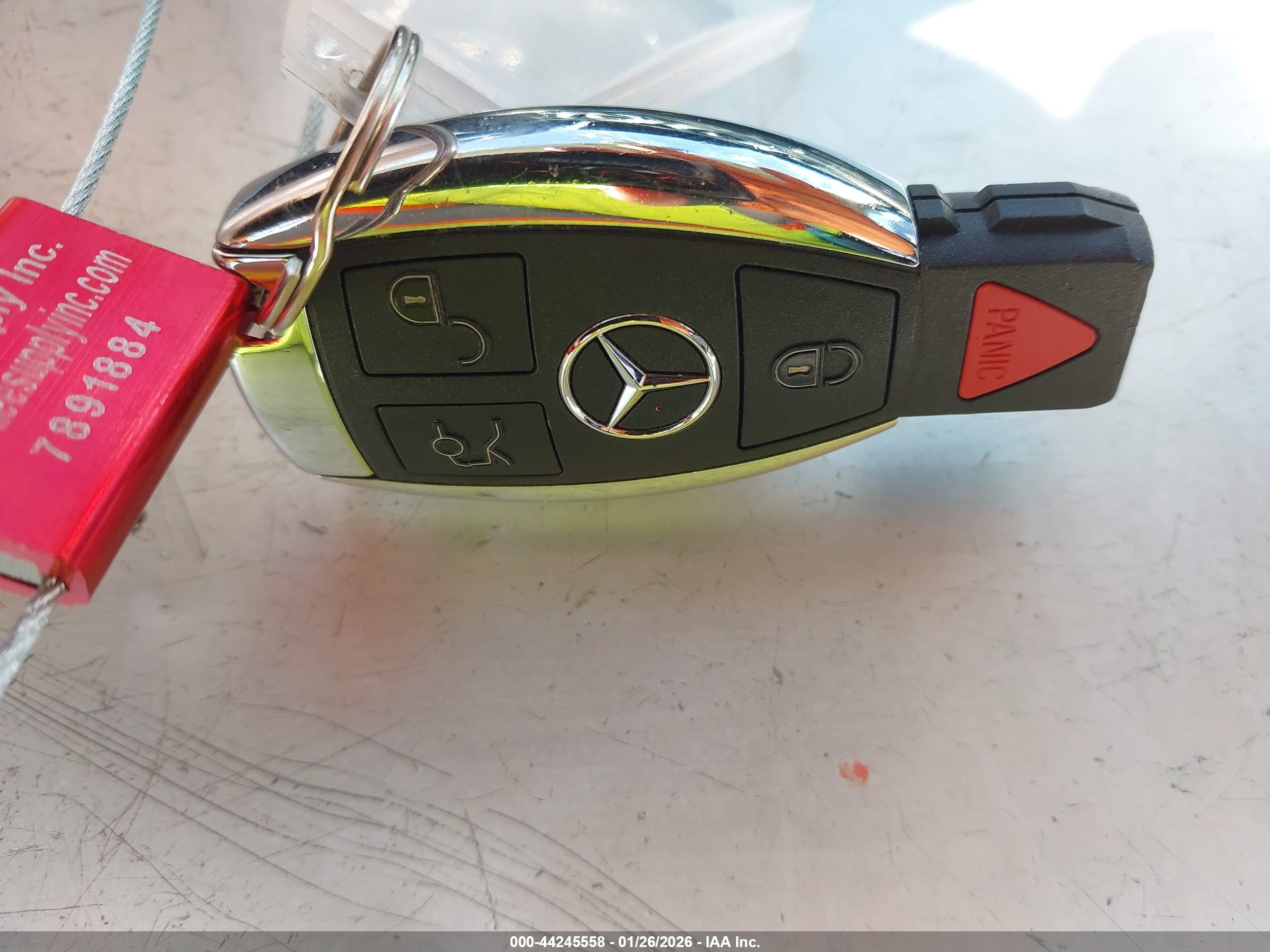 MERCEDES-BENZ C image 11