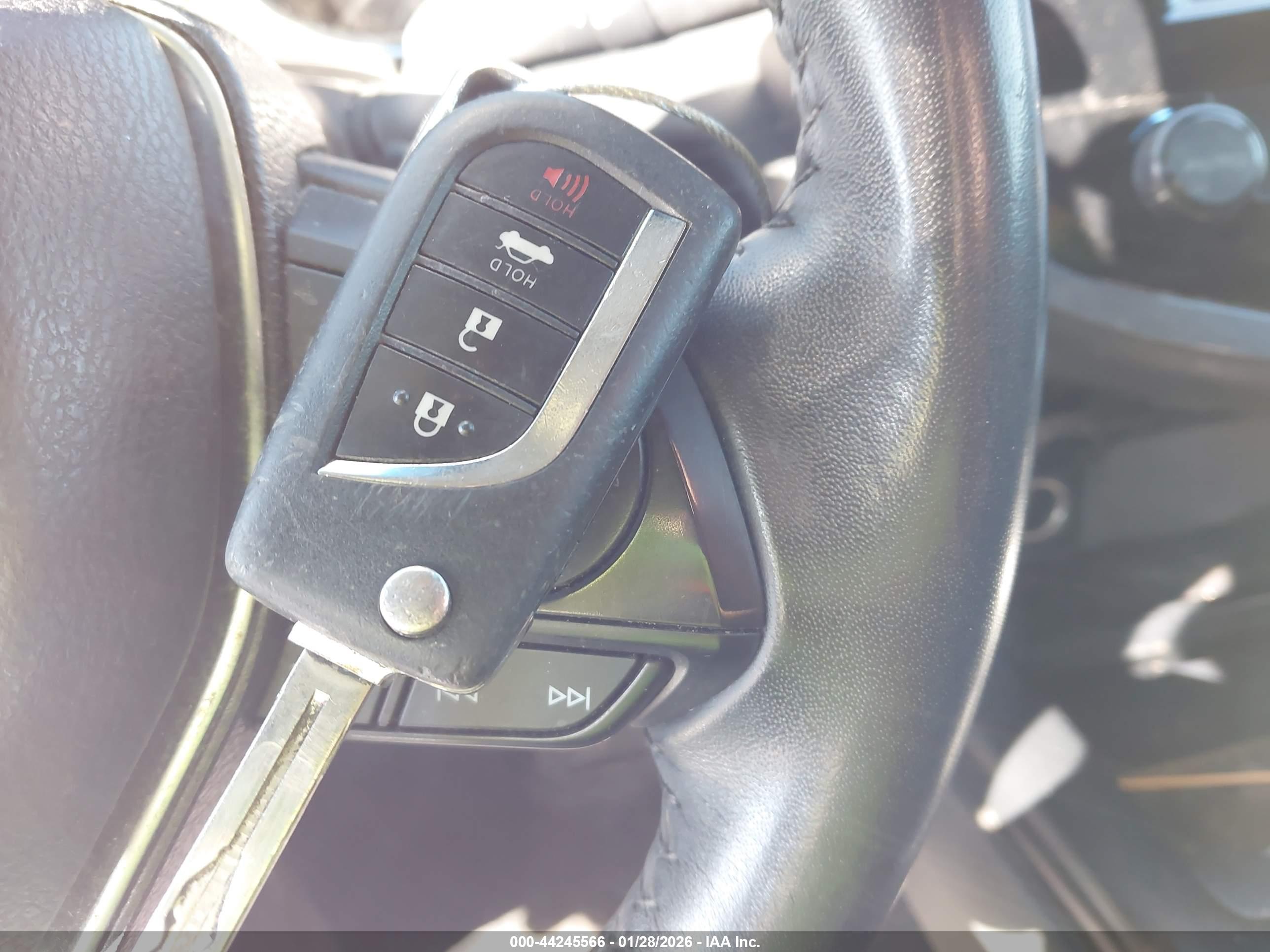 TOYOTA CAMRY image 11