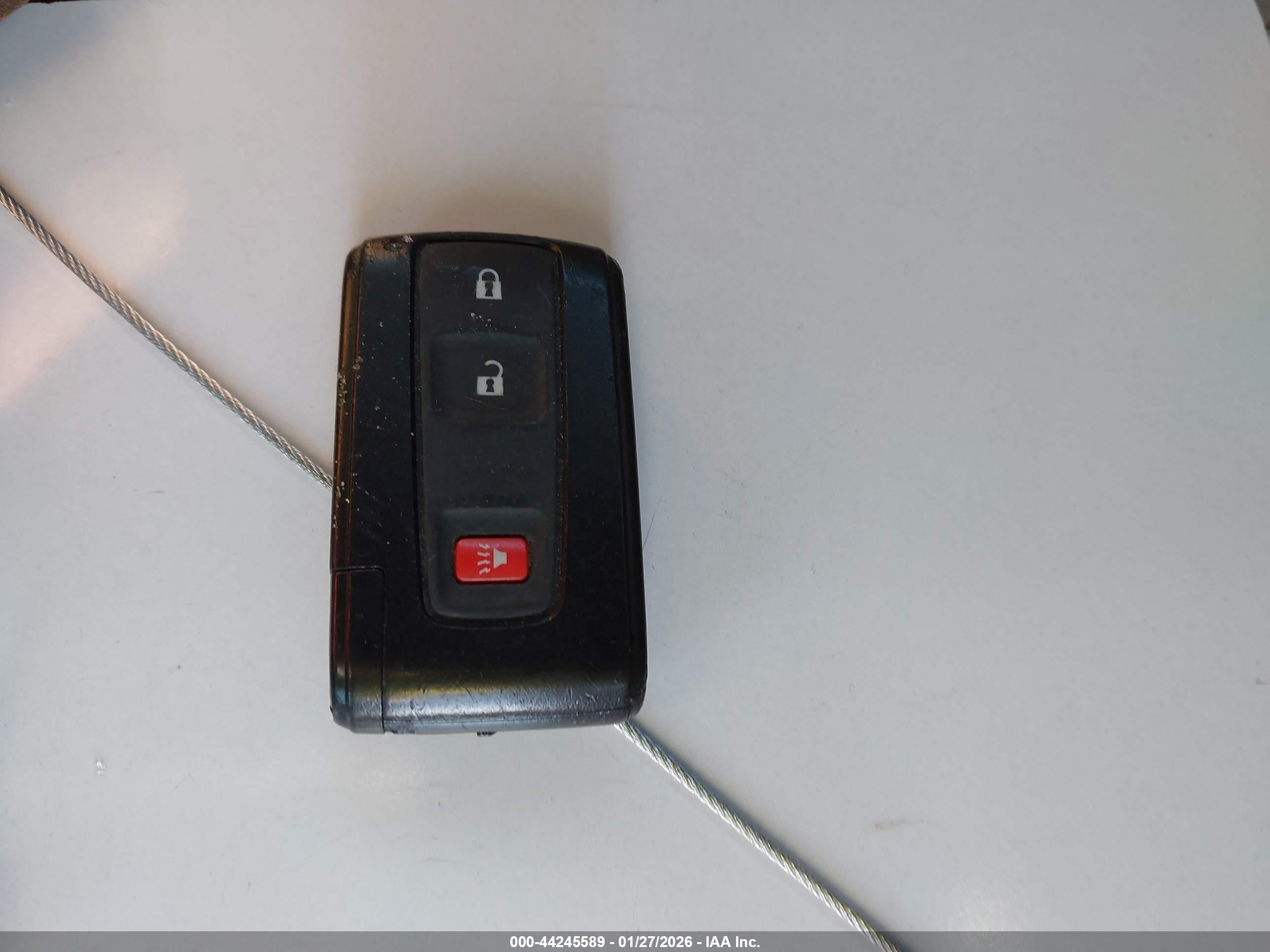 TOYOTA PRIUS image 11