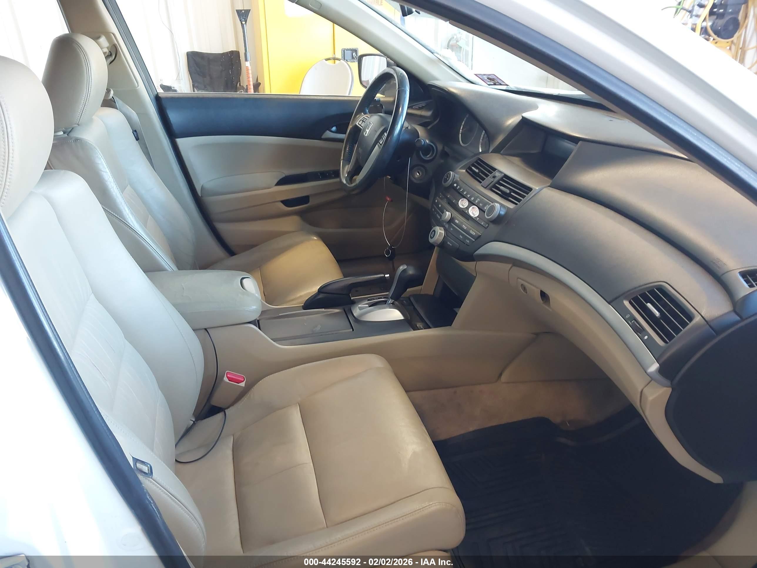 HONDA ACCORD image 5