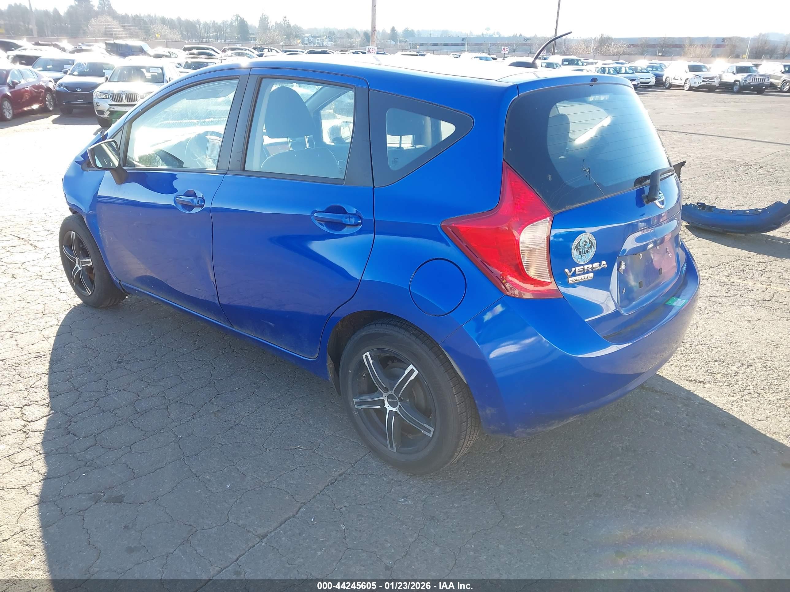 NISSAN VERSA image 3