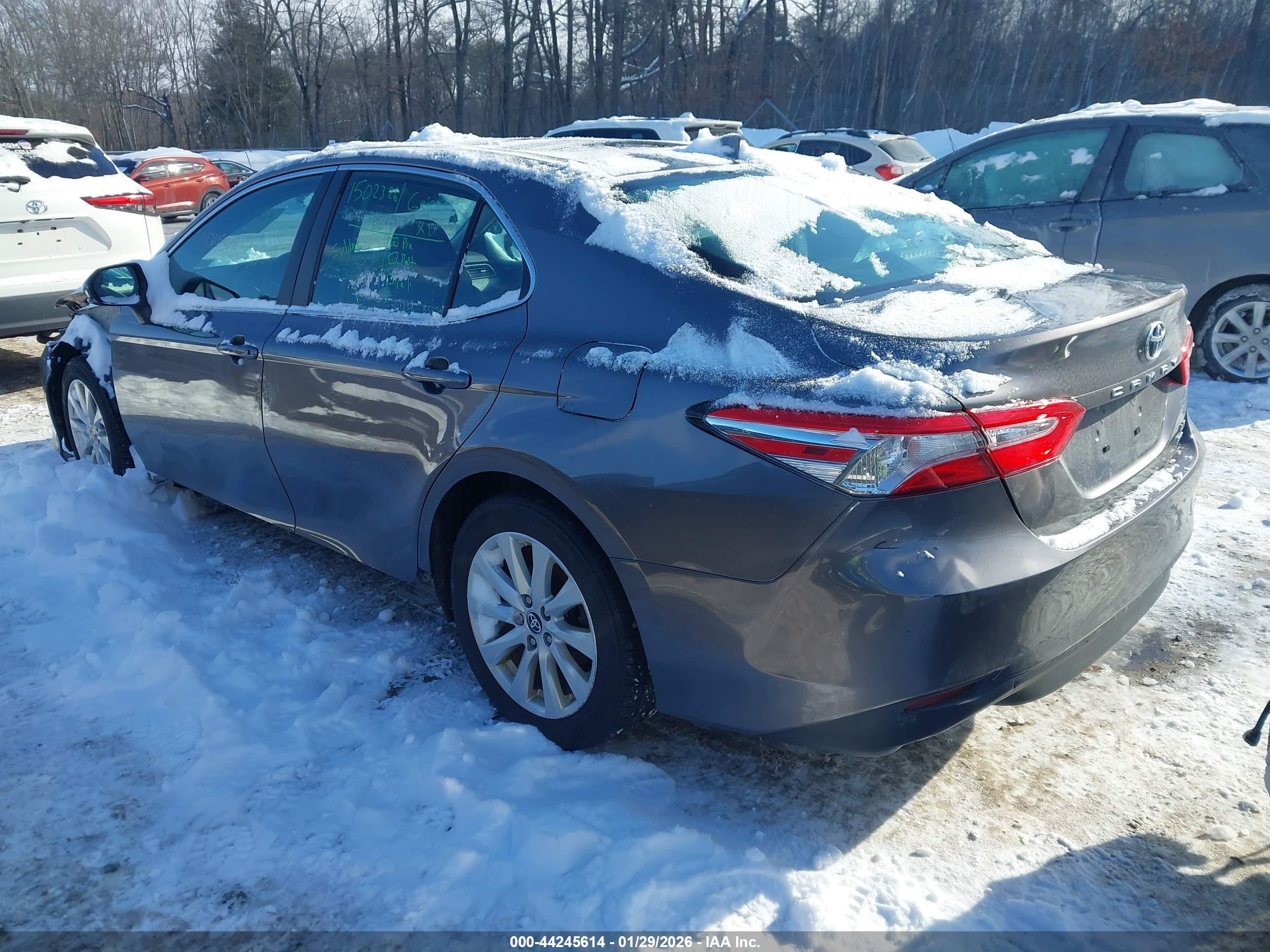 TOYOTA CAMRY image 3