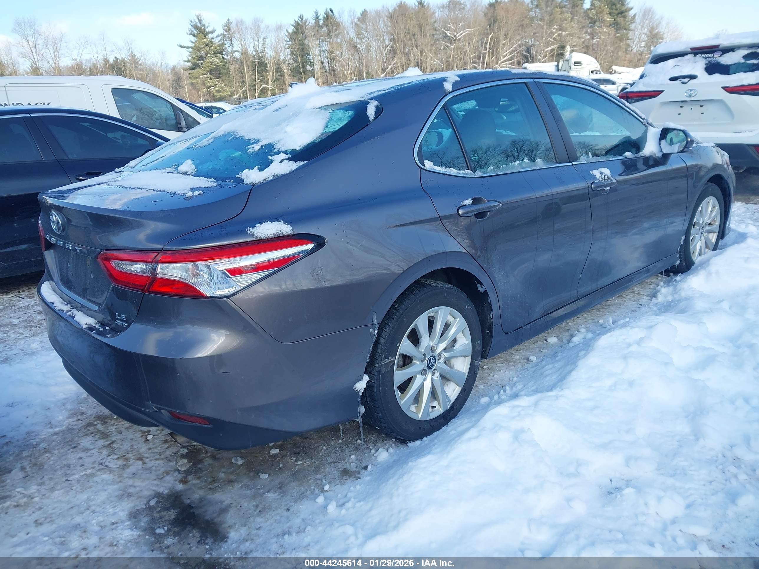 TOYOTA CAMRY image 4