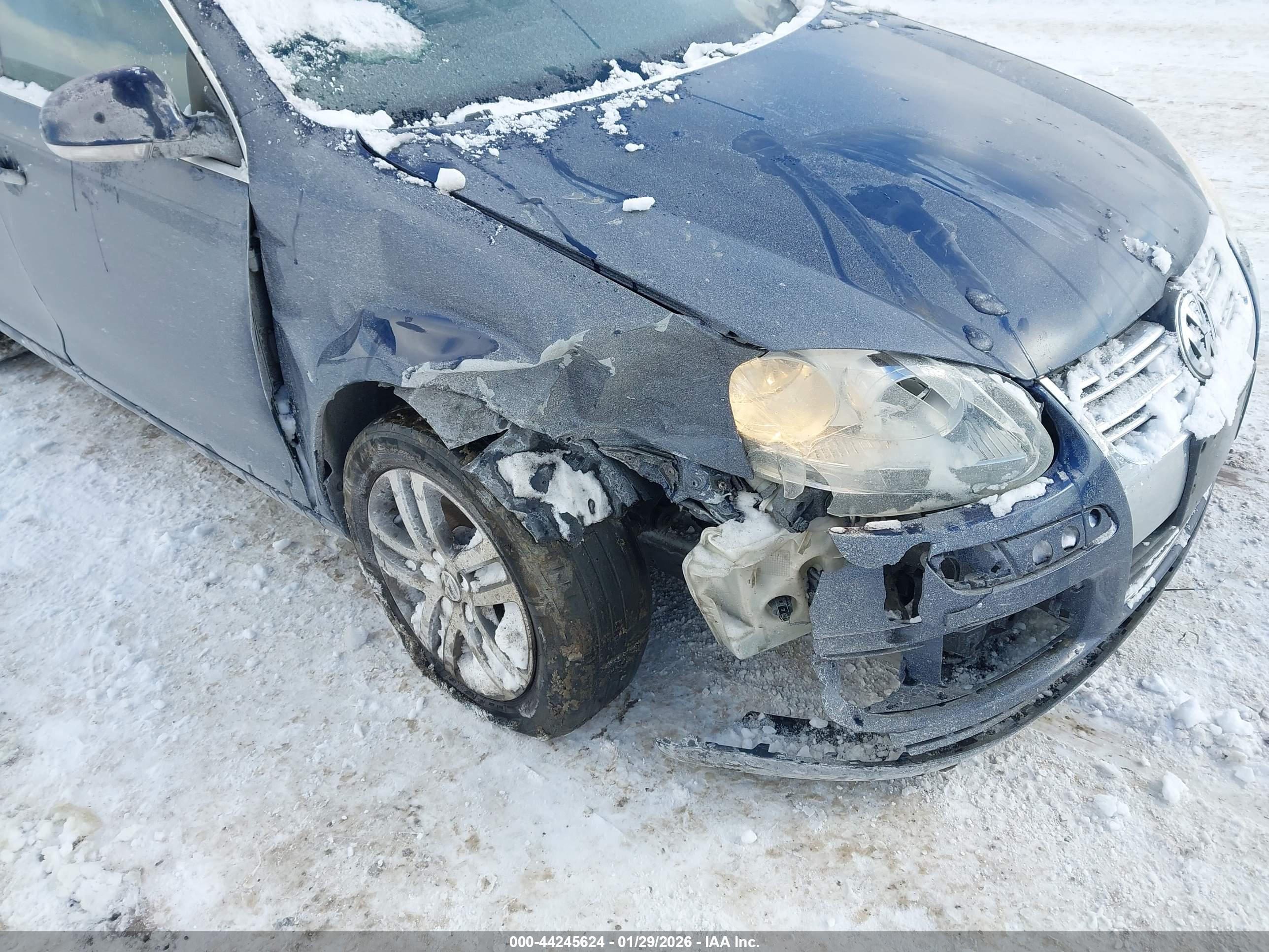 VOLKSWAGEN JETTA image 6