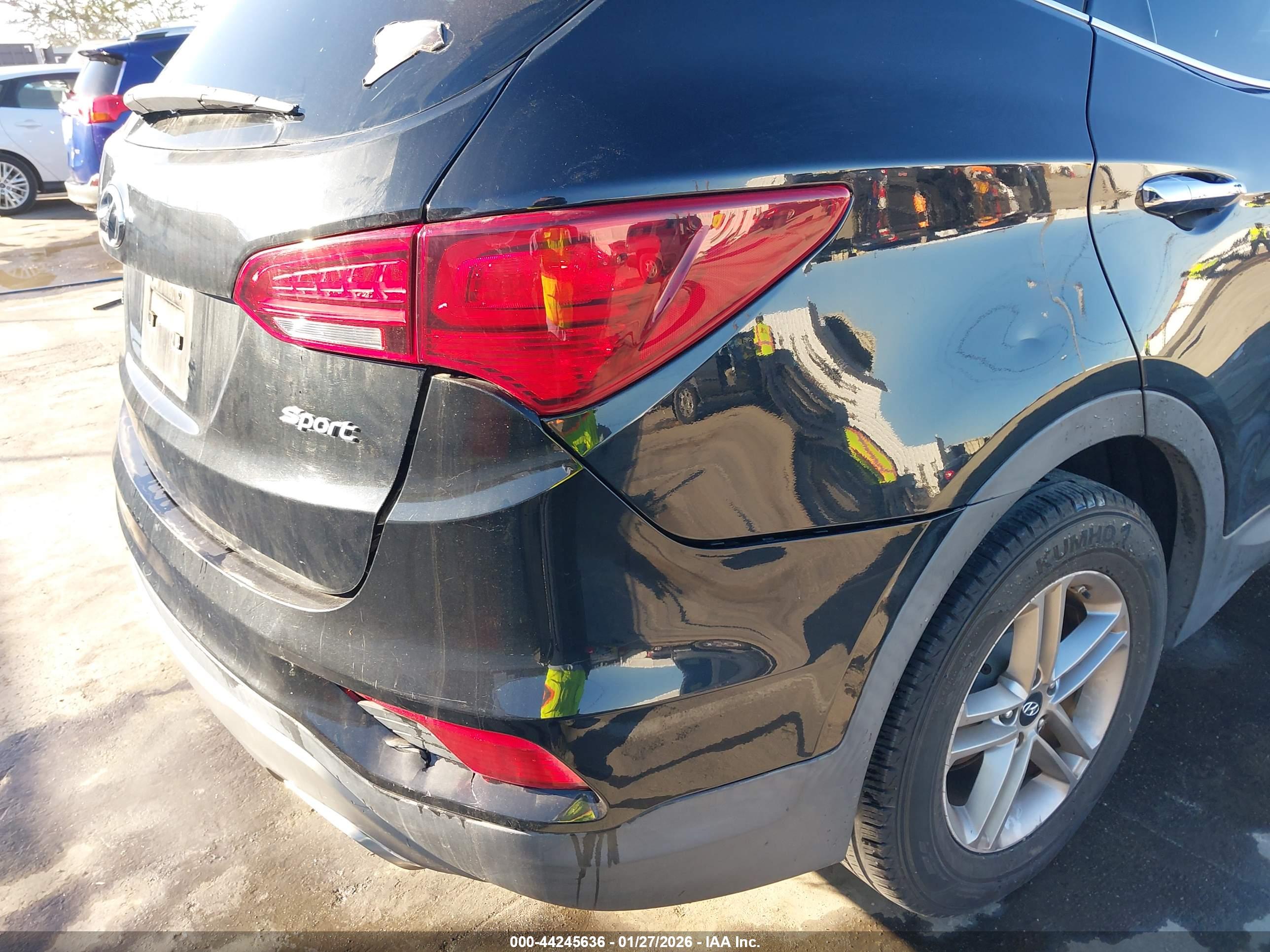 HYUNDAI SANTA image 6