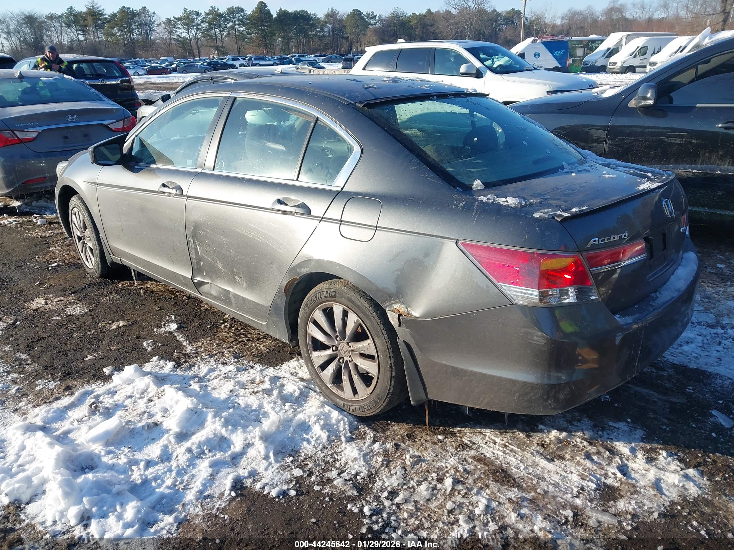 HONDA ACCORD image 3