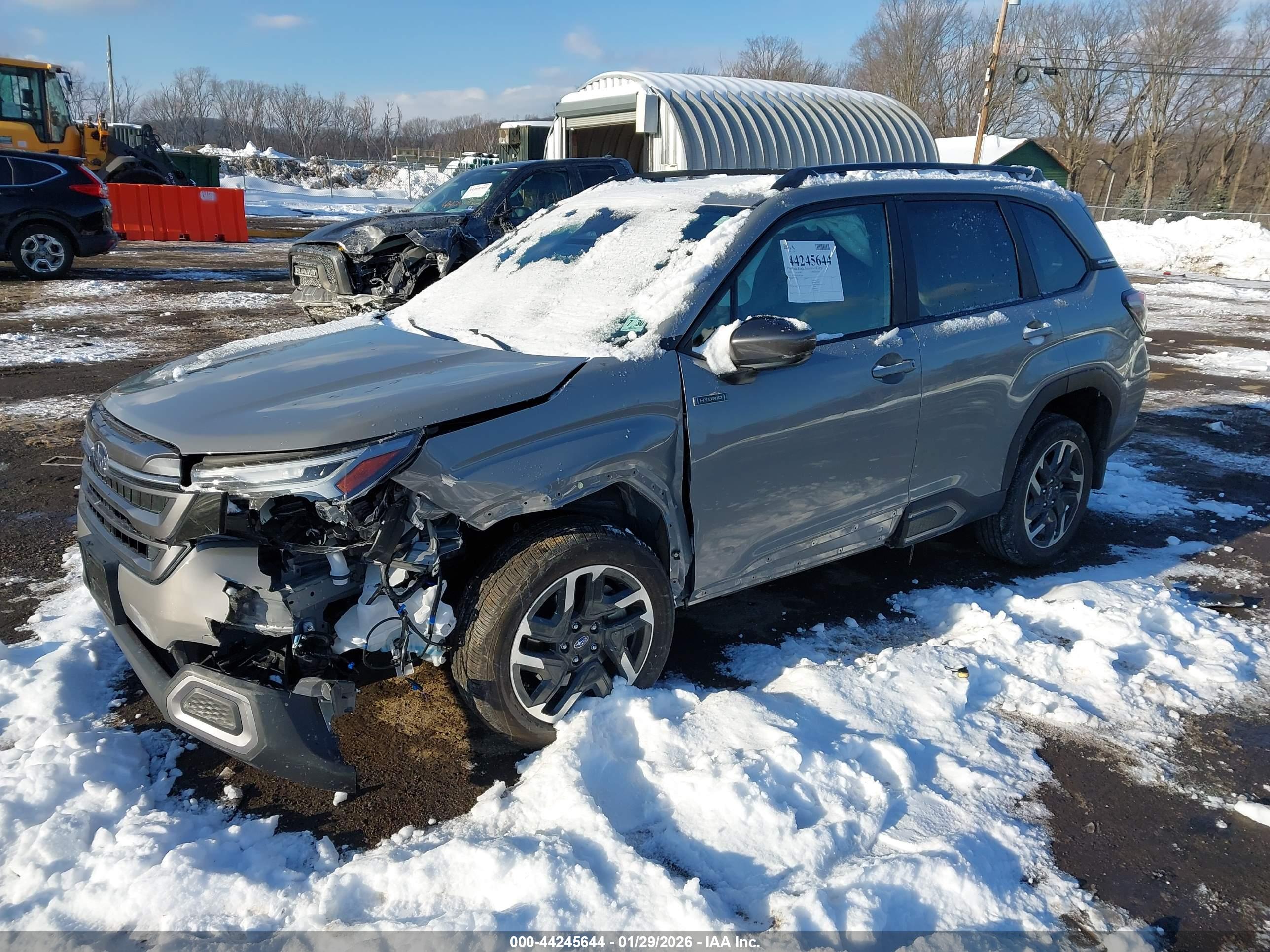 SUBARU FORESTER image 2