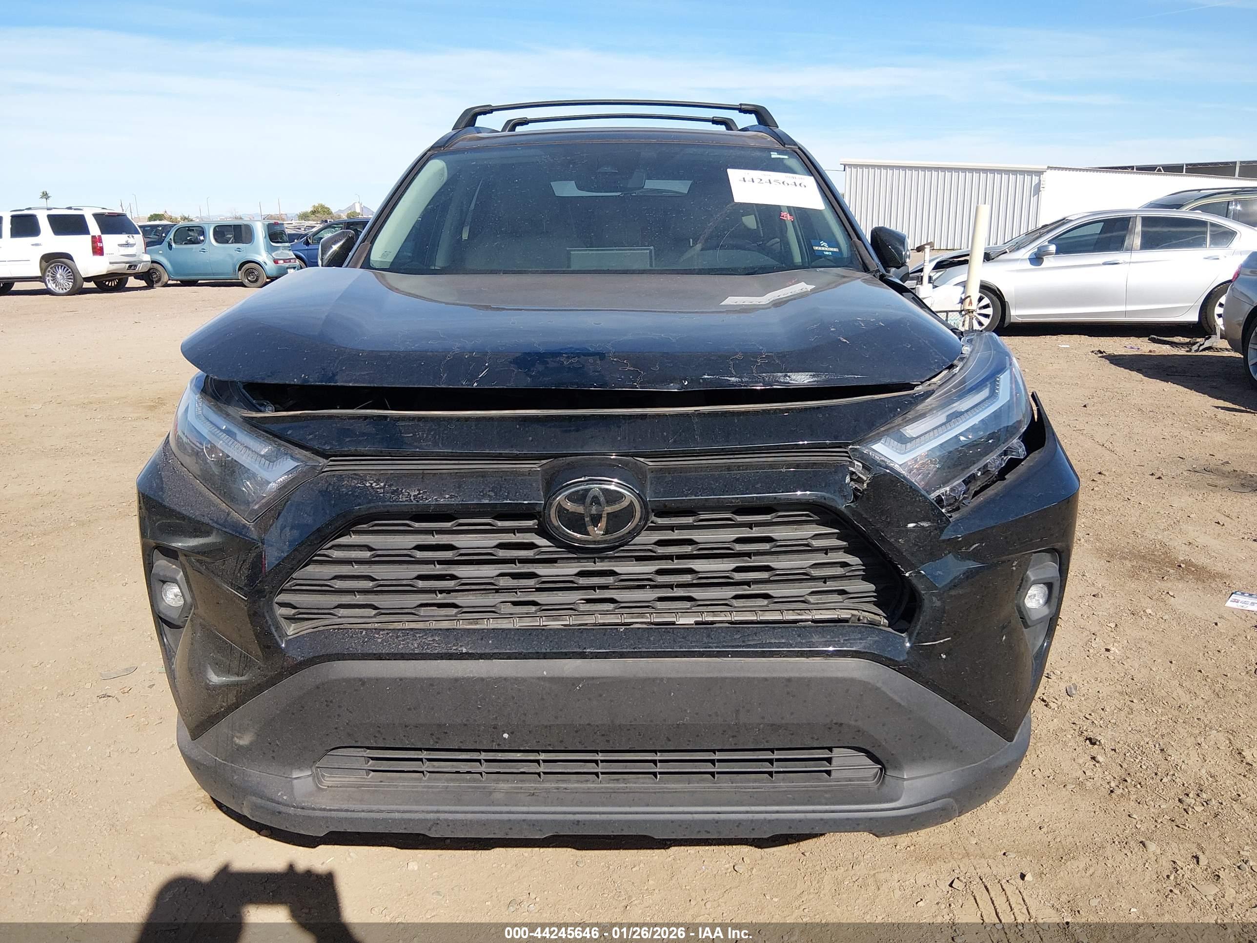 TOYOTA RAV4 image 6