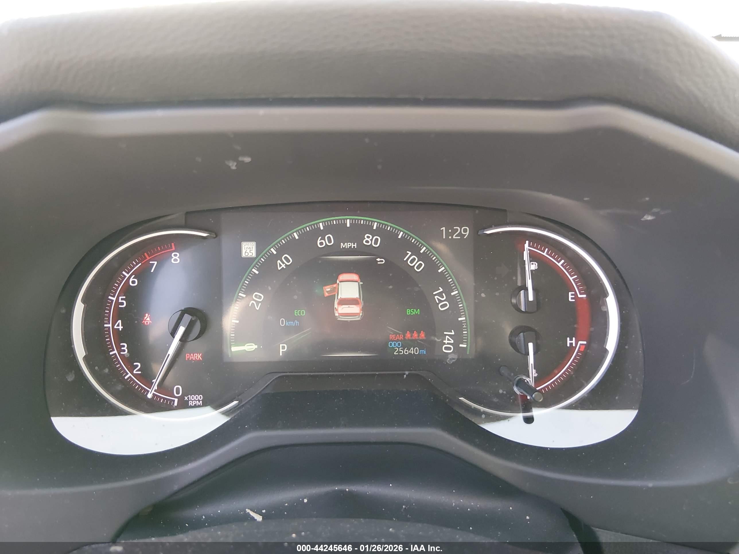 TOYOTA RAV4 image 7