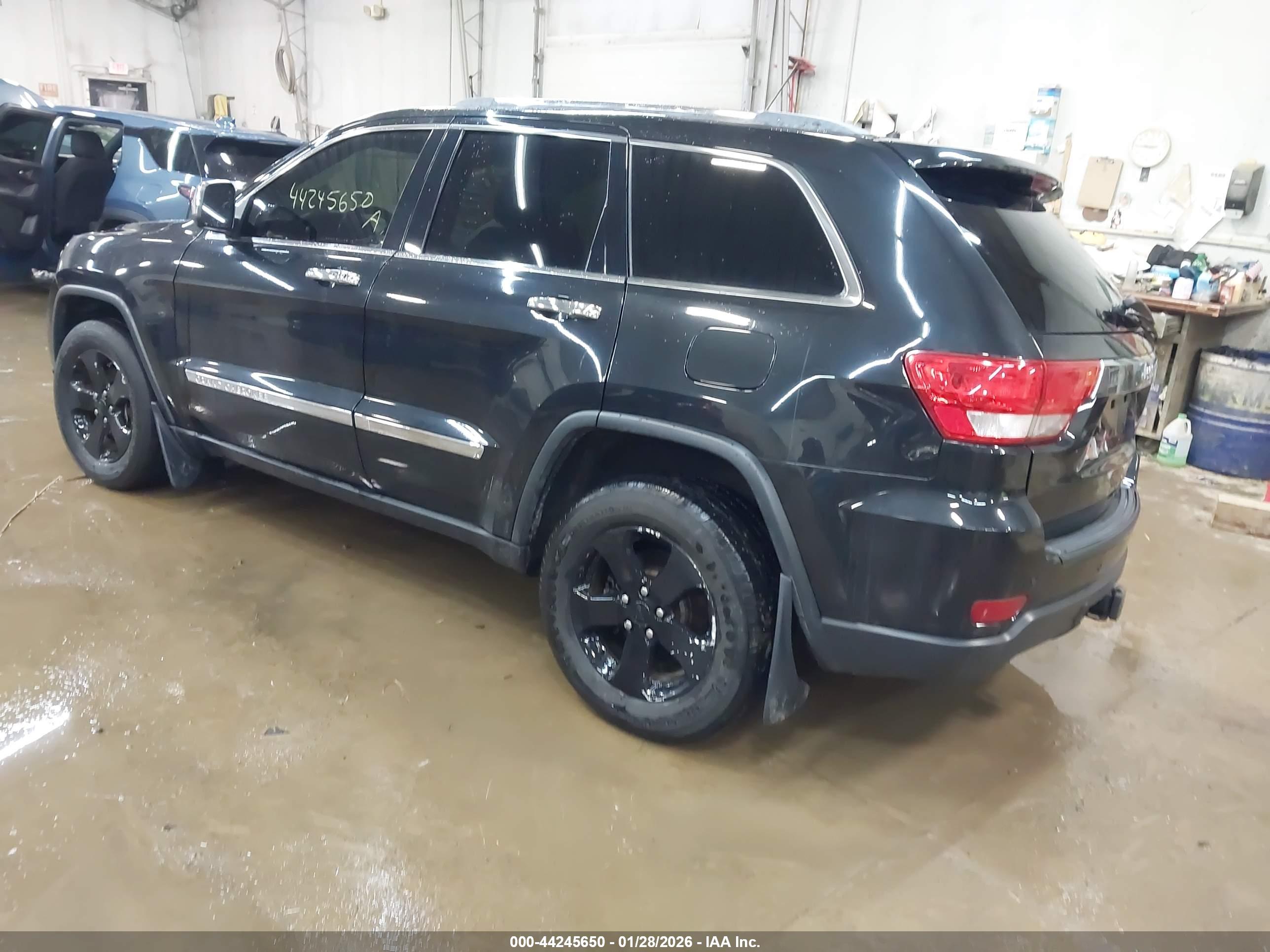 JEEP GRAND image 3