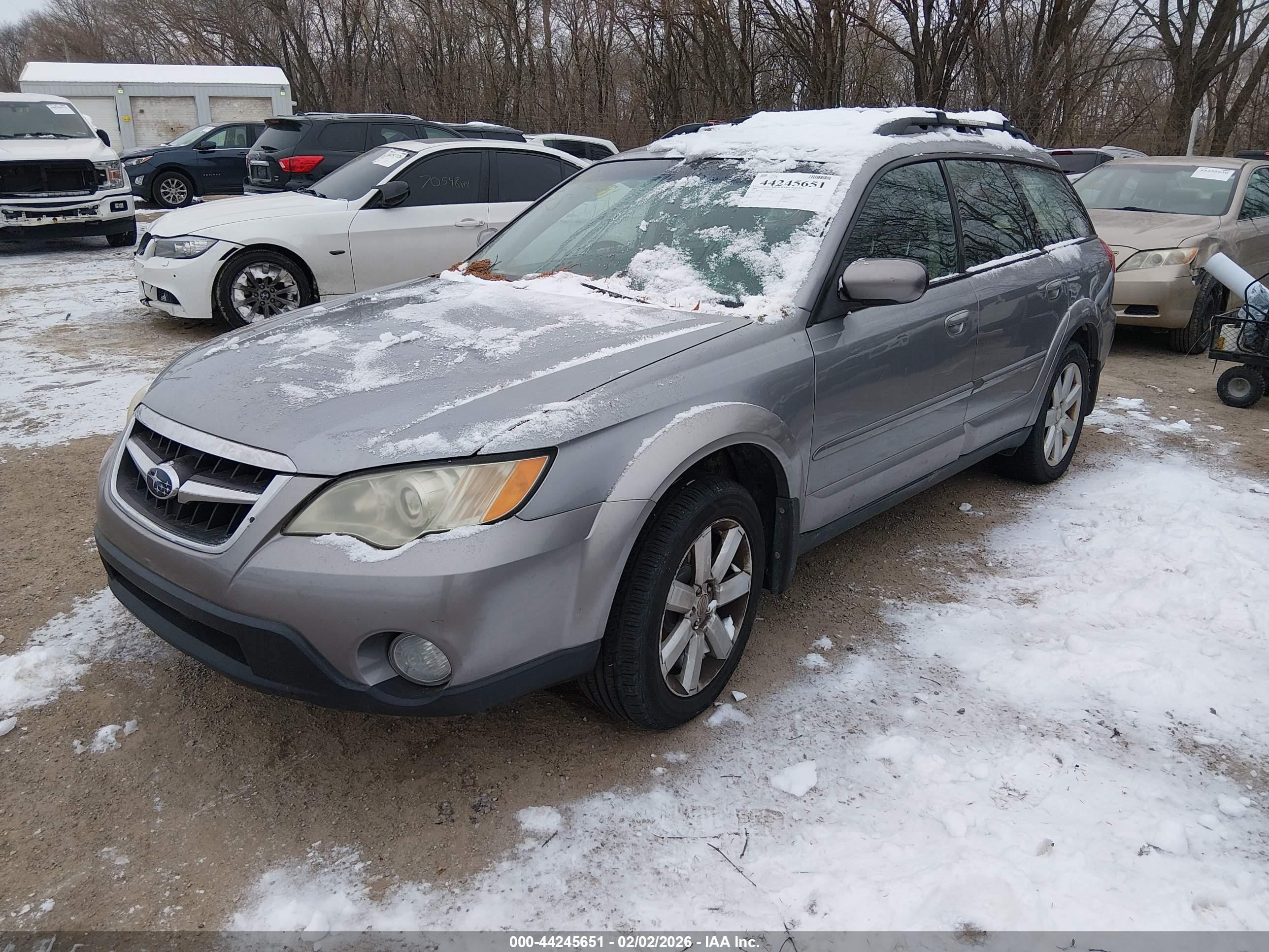 SUBARU OUTBACK image 2