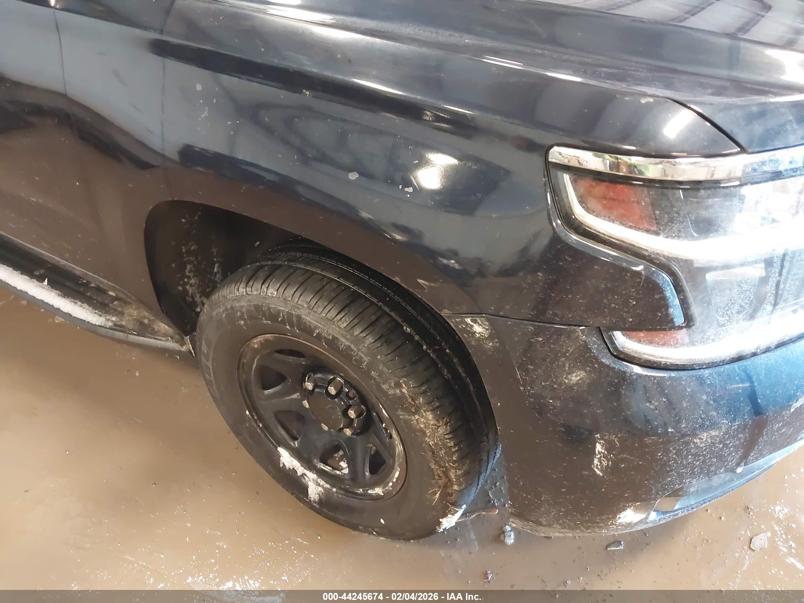 CHEVROLET TAHOE image 6