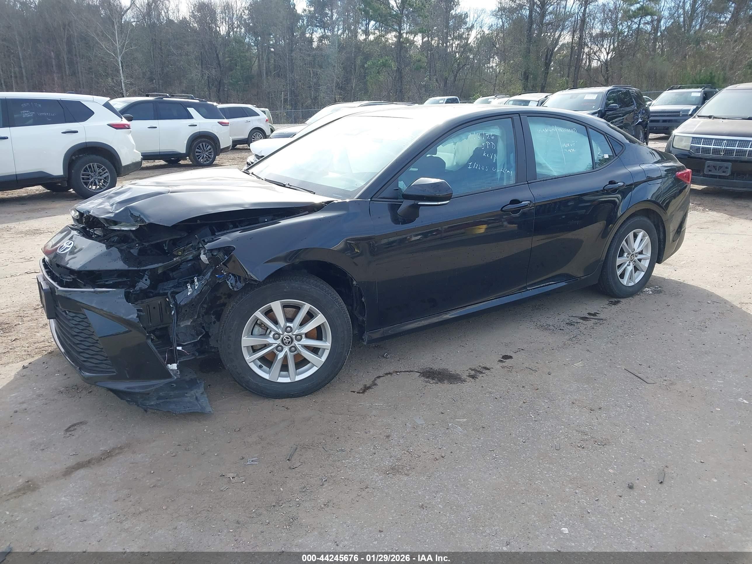 TOYOTA CAMRY image 2