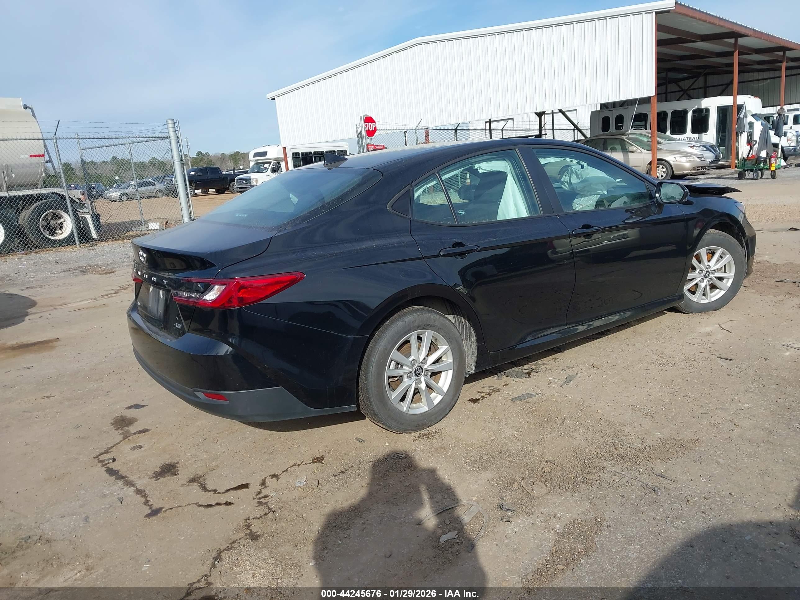 TOYOTA CAMRY image 4