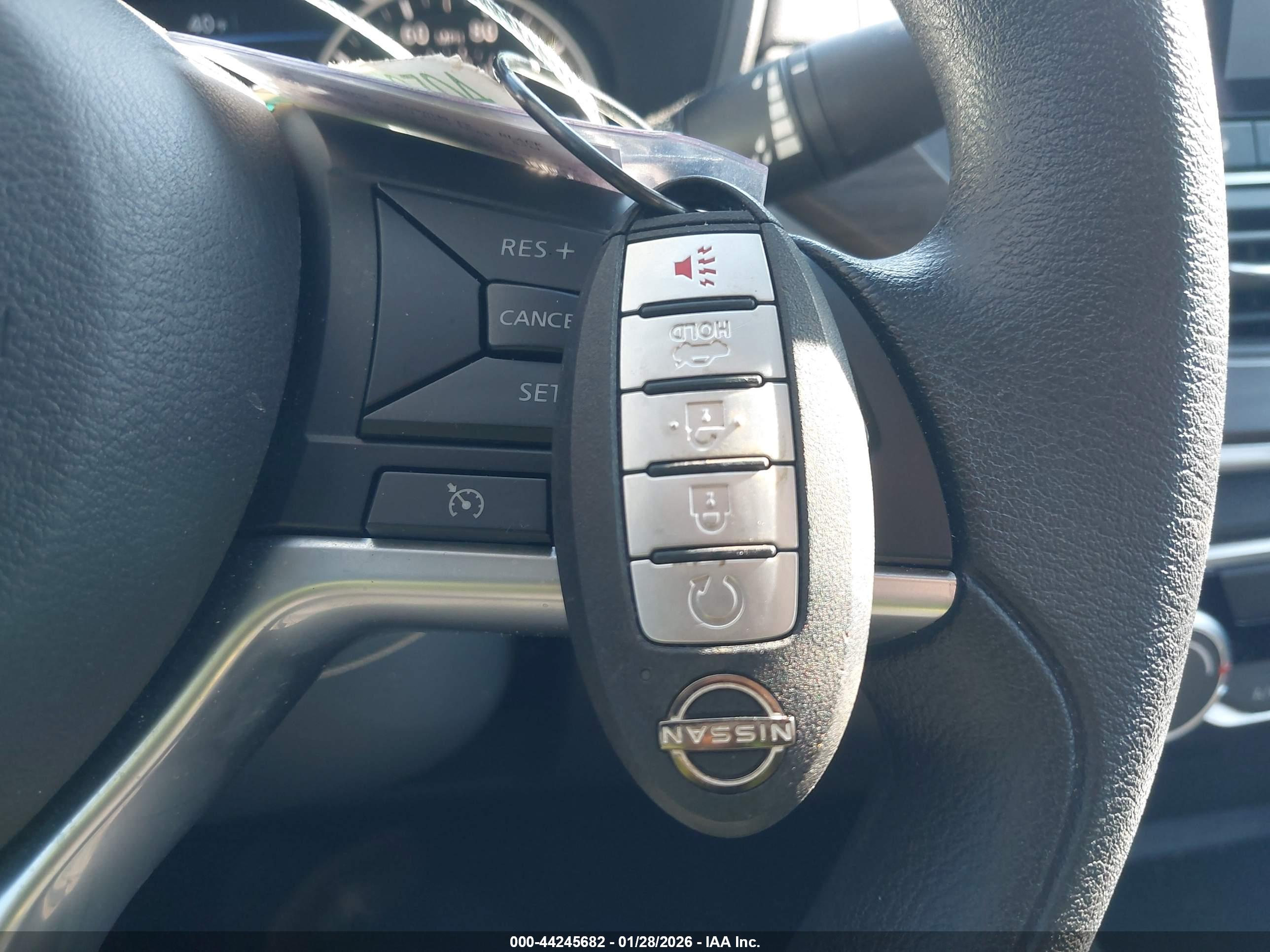 NISSAN ALTIMA image 11