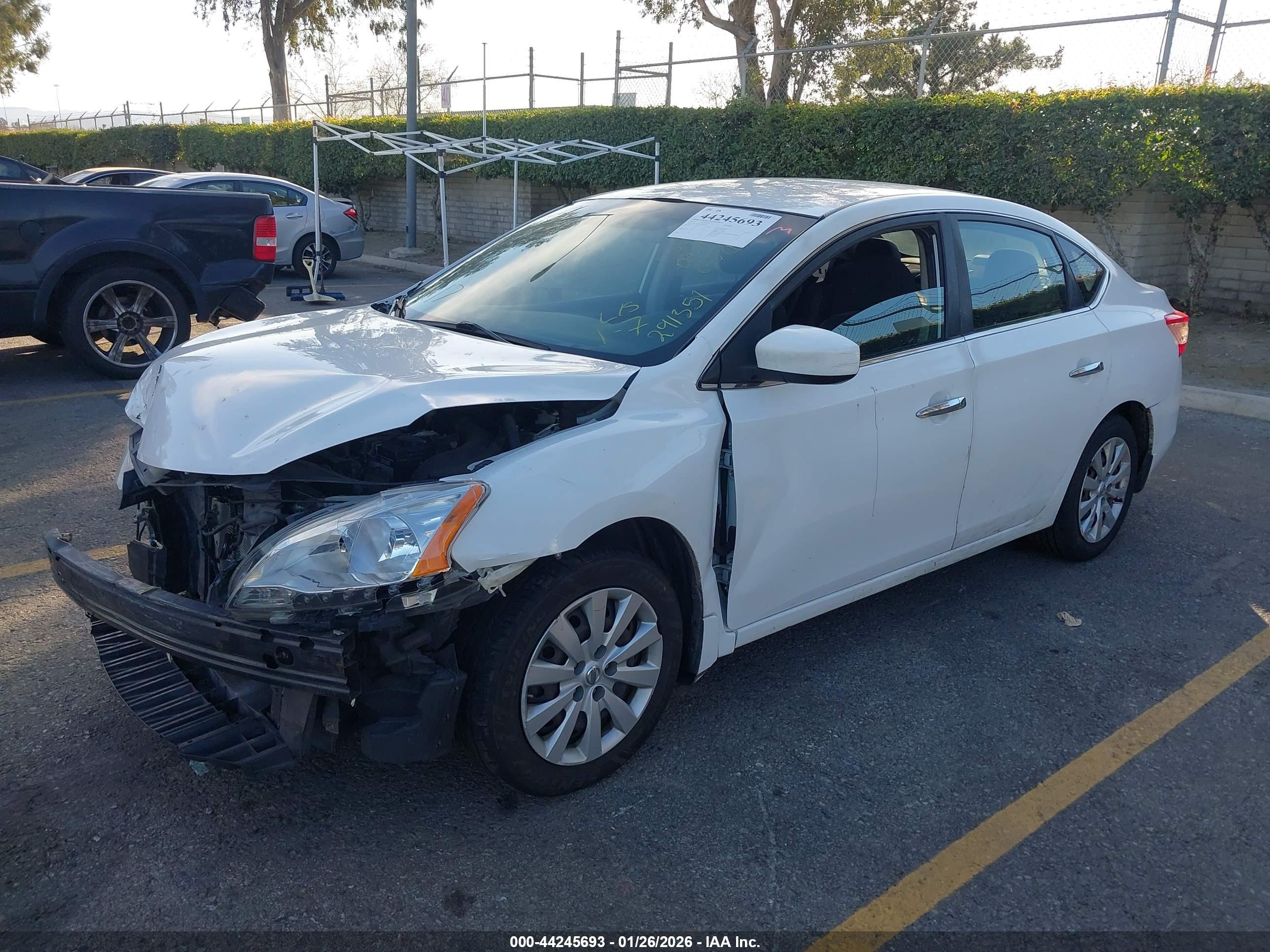 NISSAN SENTRA image 2
