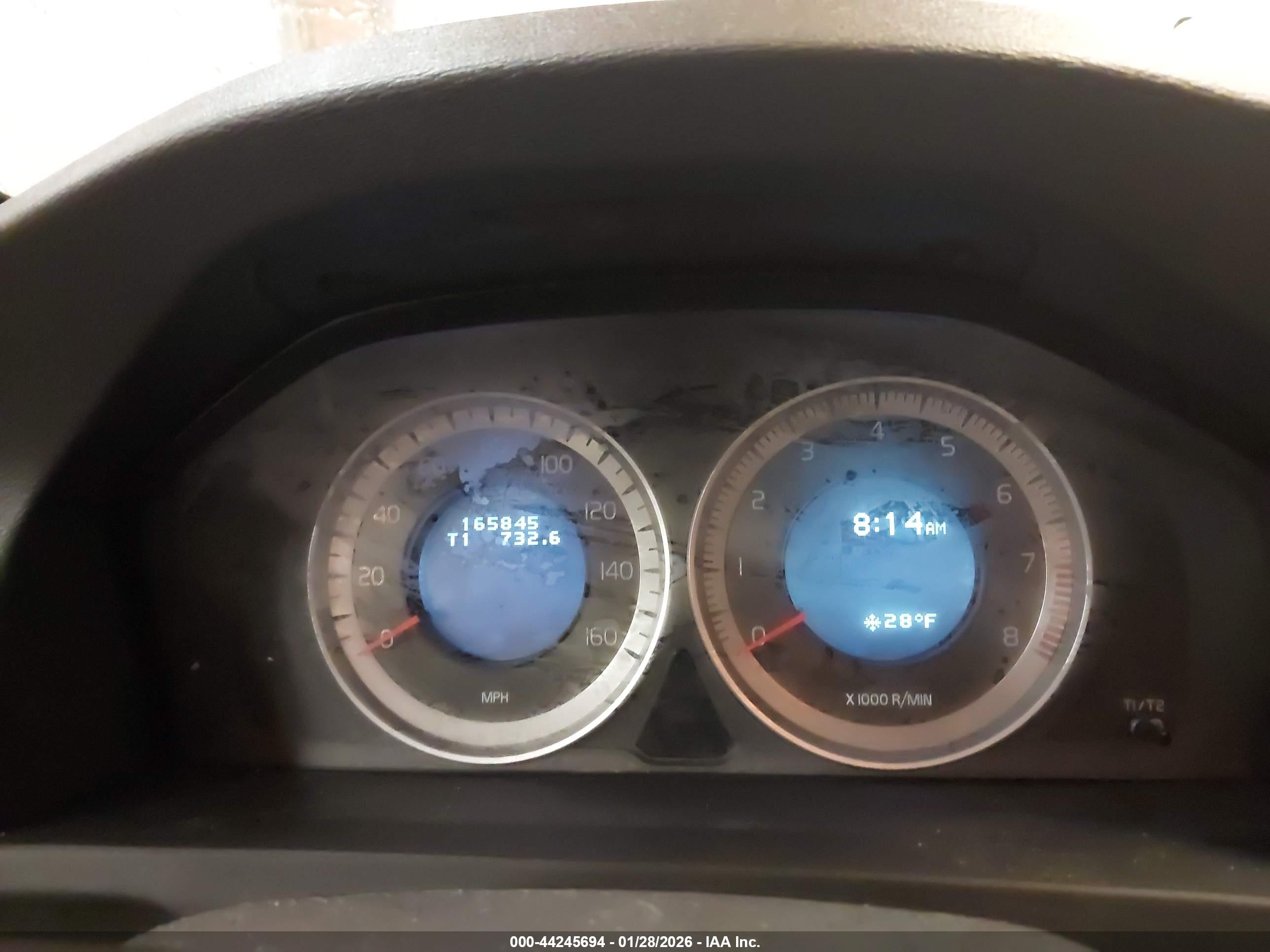 VOLVO S60 image 7