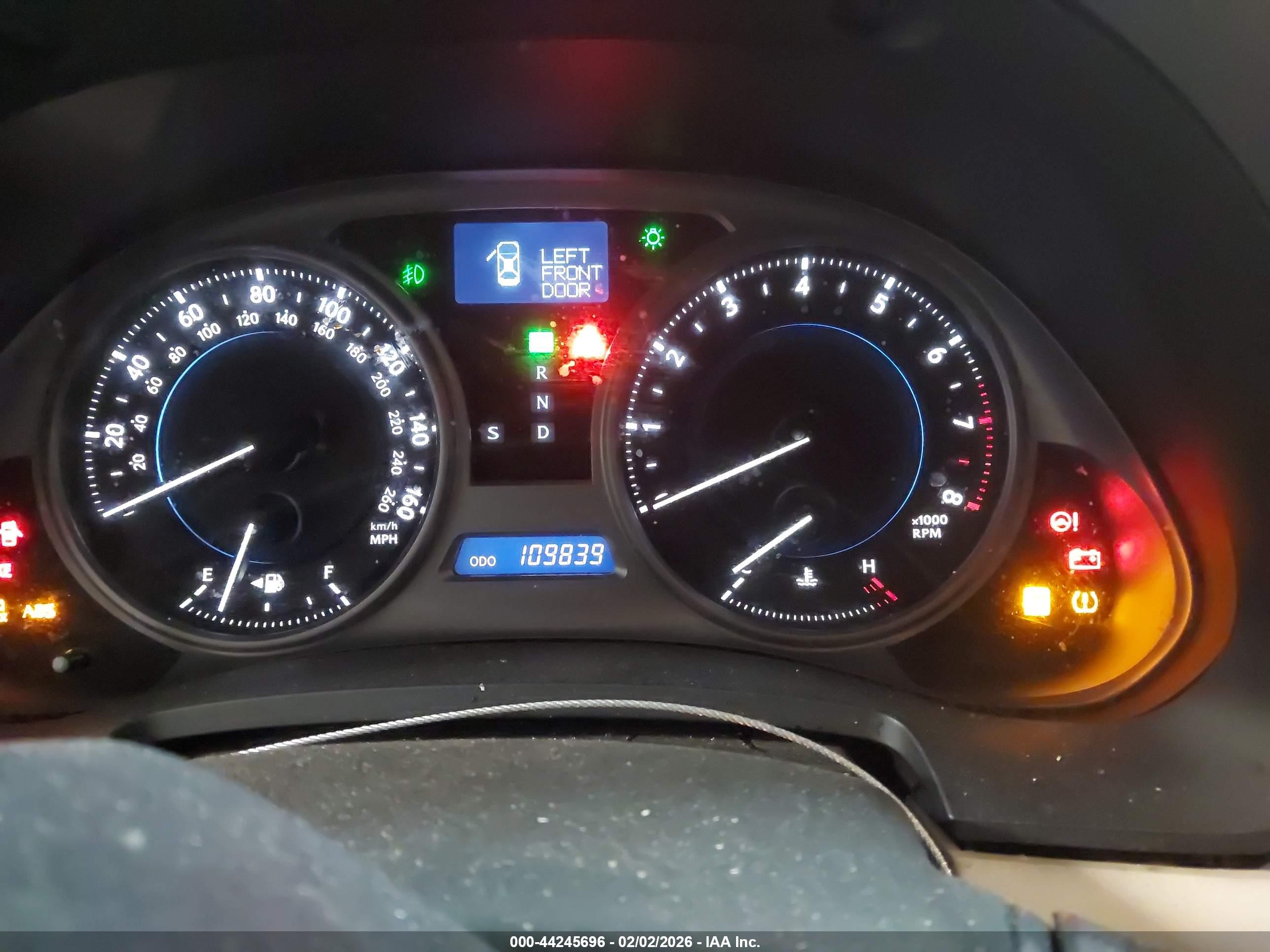 LEXUS IS image 7