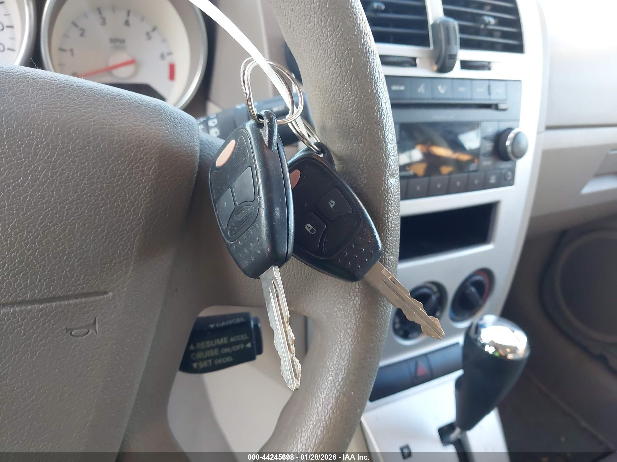 DODGE CALIBER image 11