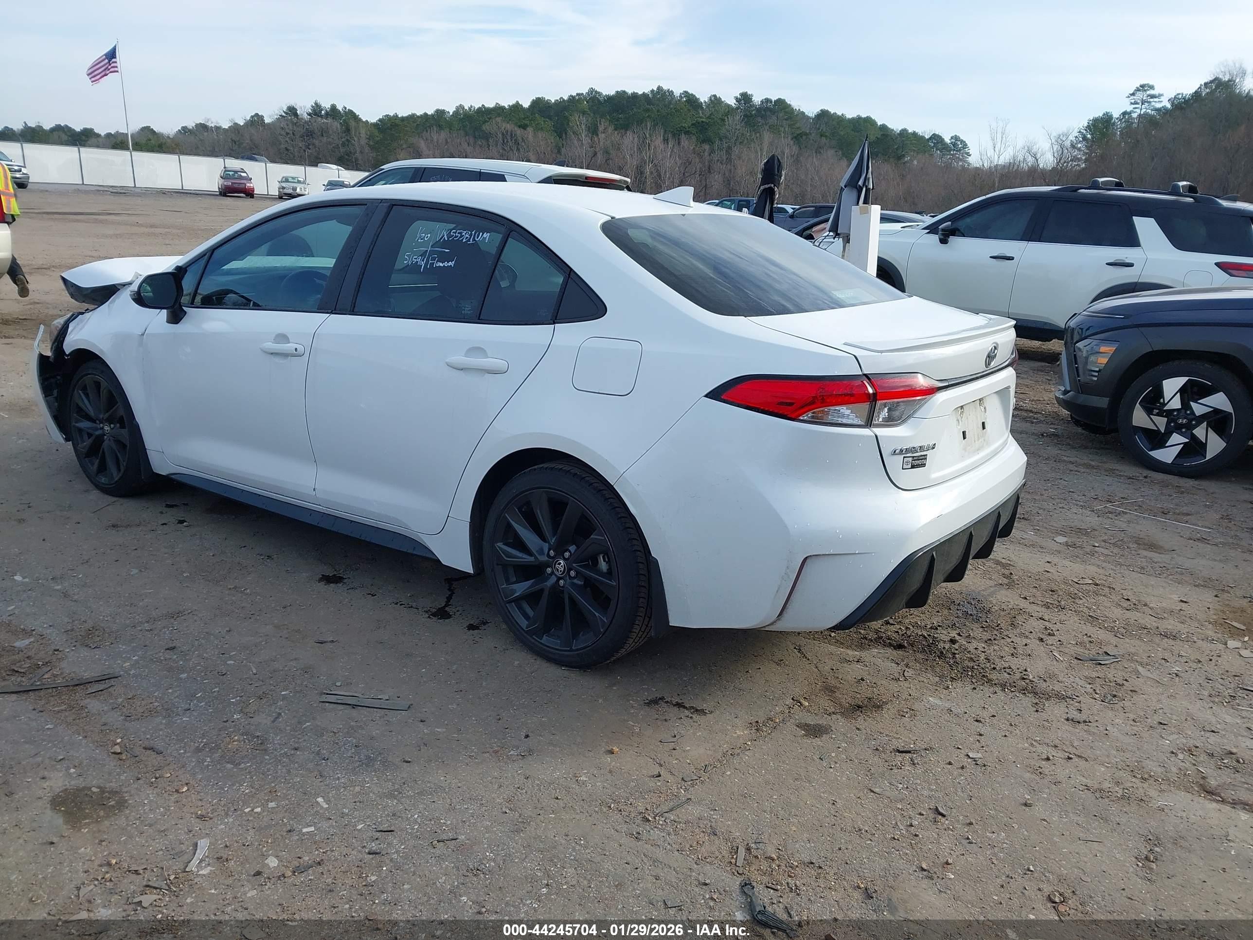 TOYOTA COROLLA image 3