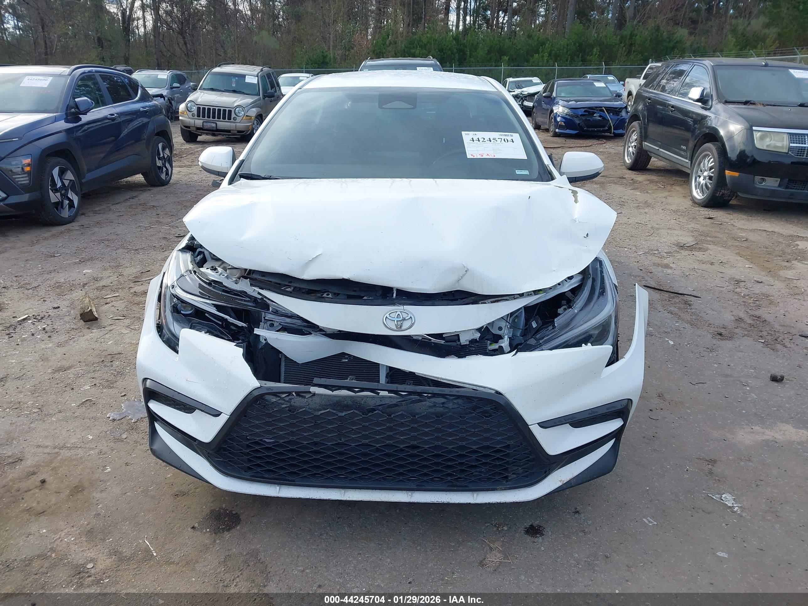 TOYOTA COROLLA image 6
