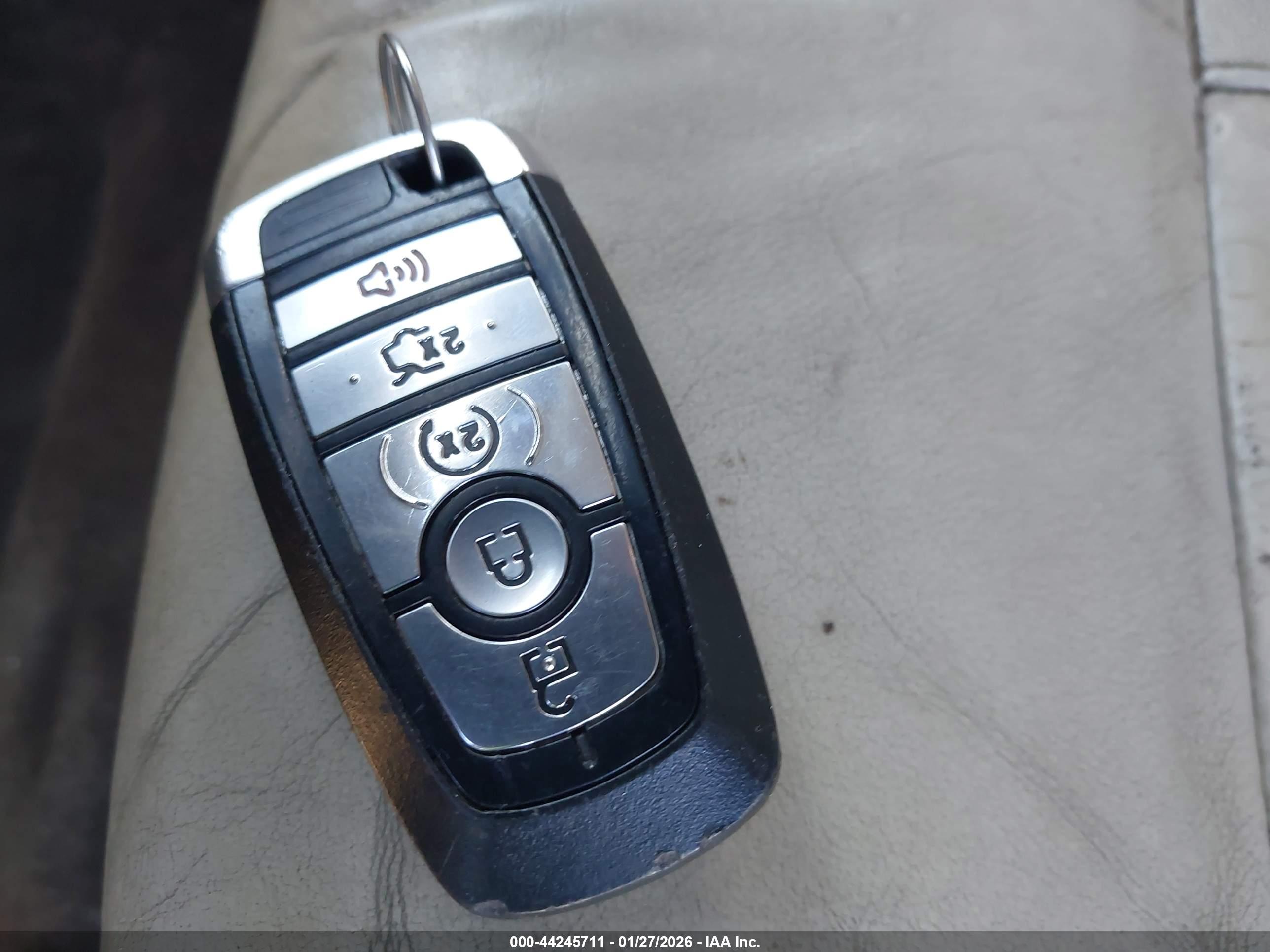 LINCOLN MKZ image 11