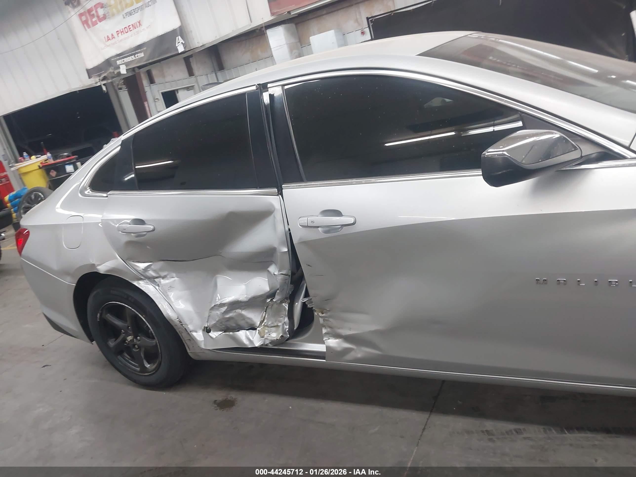 CHEVROLET MALIBU image 6